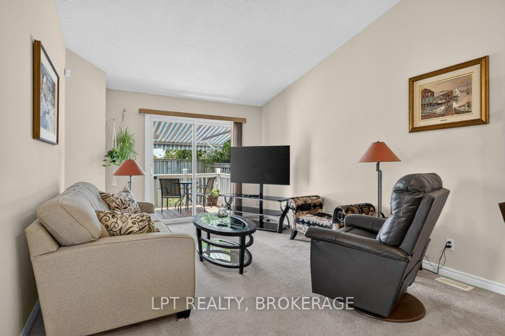 Photo 12 of 747 Shires Way, Kingston, East Gardiners Rd — HOMEH