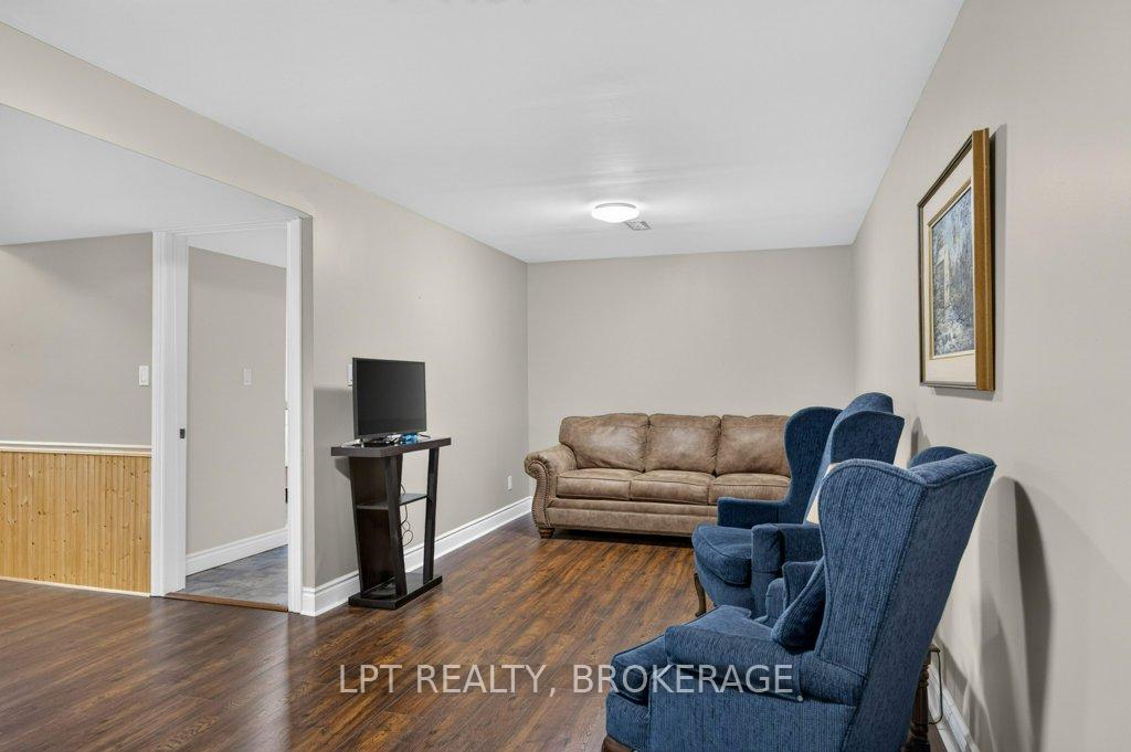 Photo 21 of 747 Shires Way, Kingston, East Gardiners Rd — HOMEH