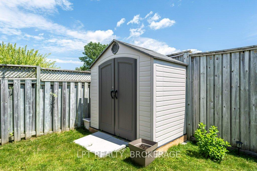 Photo 31 of 747 Shires Way, Kingston, East Gardiners Rd — HOMEH