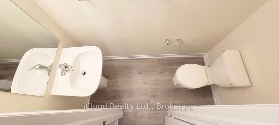 Photo 13 of Unit 32, 185 Bedrock Drive, Hamilton, Stoney Creek Mountain — HOMEH