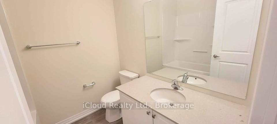 Photo 15 of Unit 32, 185 Bedrock Drive, Hamilton, Stoney Creek Mountain — HOMEH