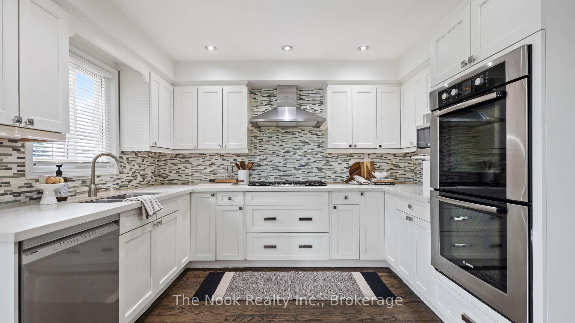 Photo 15 of 938 Wetherby Lane, Mississauga, Rathwood — HOMEH