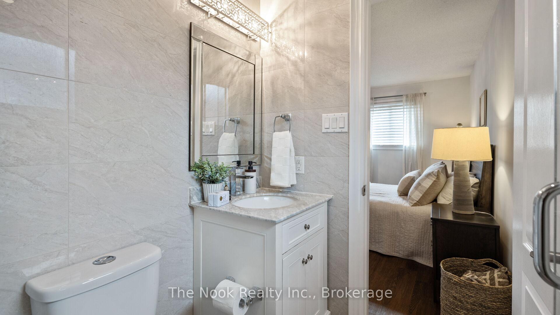 Photo 21 of 938 Wetherby Lane, Mississauga, Rathwood — HOMEH
