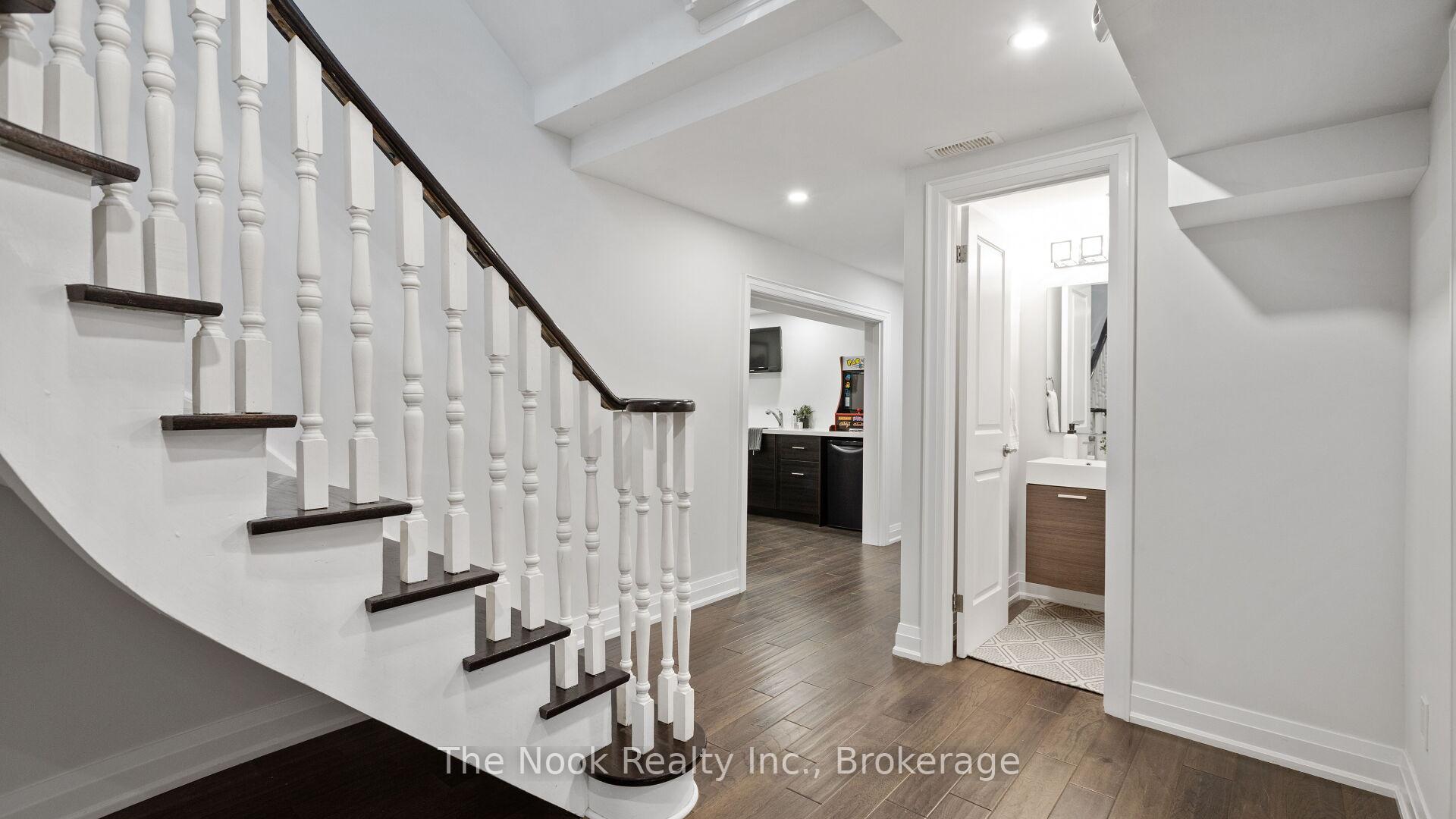 Photo 28 of 938 Wetherby Lane, Mississauga, Rathwood — HOMEH