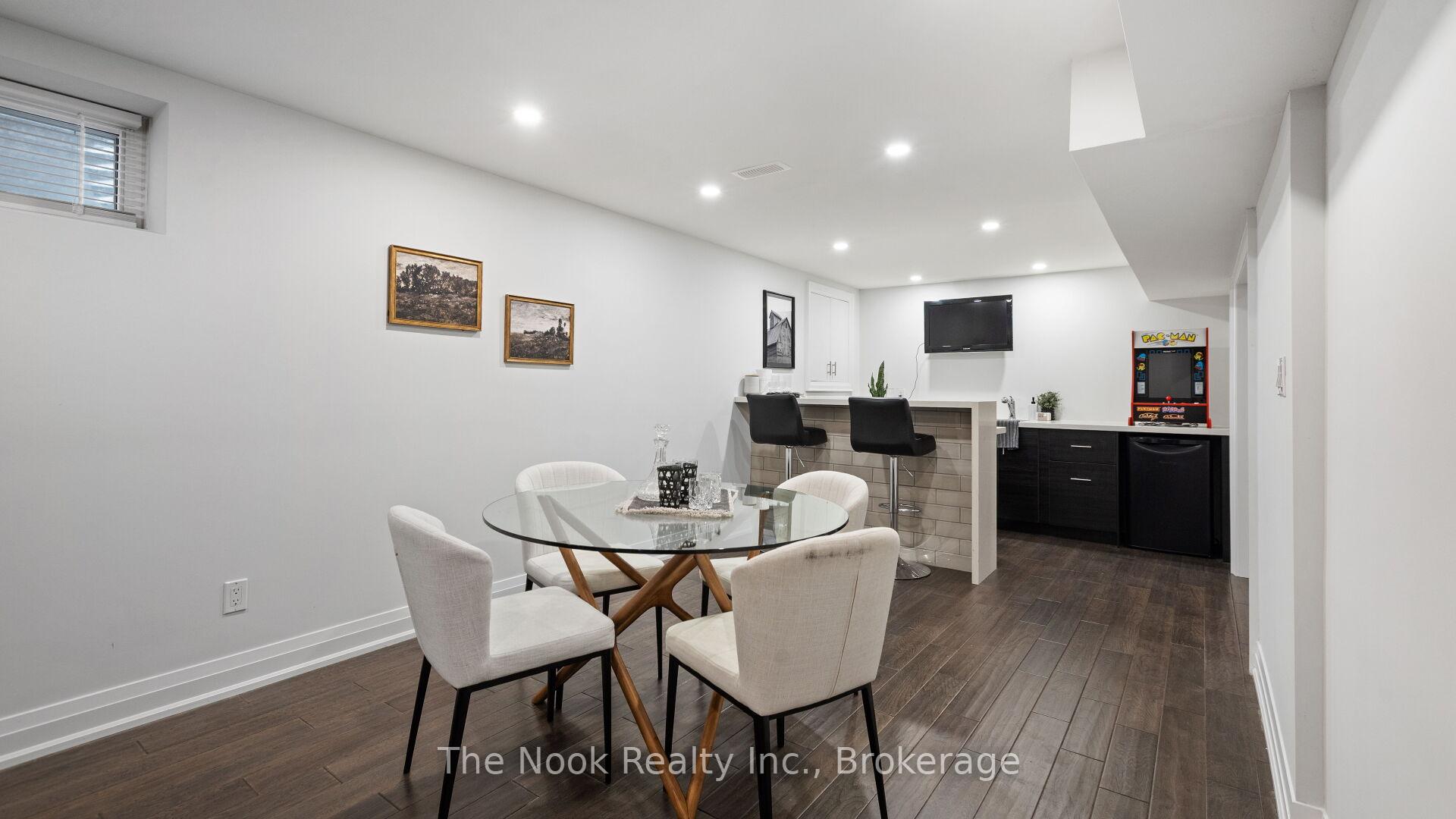 Photo 35 of 938 Wetherby Lane, Mississauga, Rathwood — HOMEH
