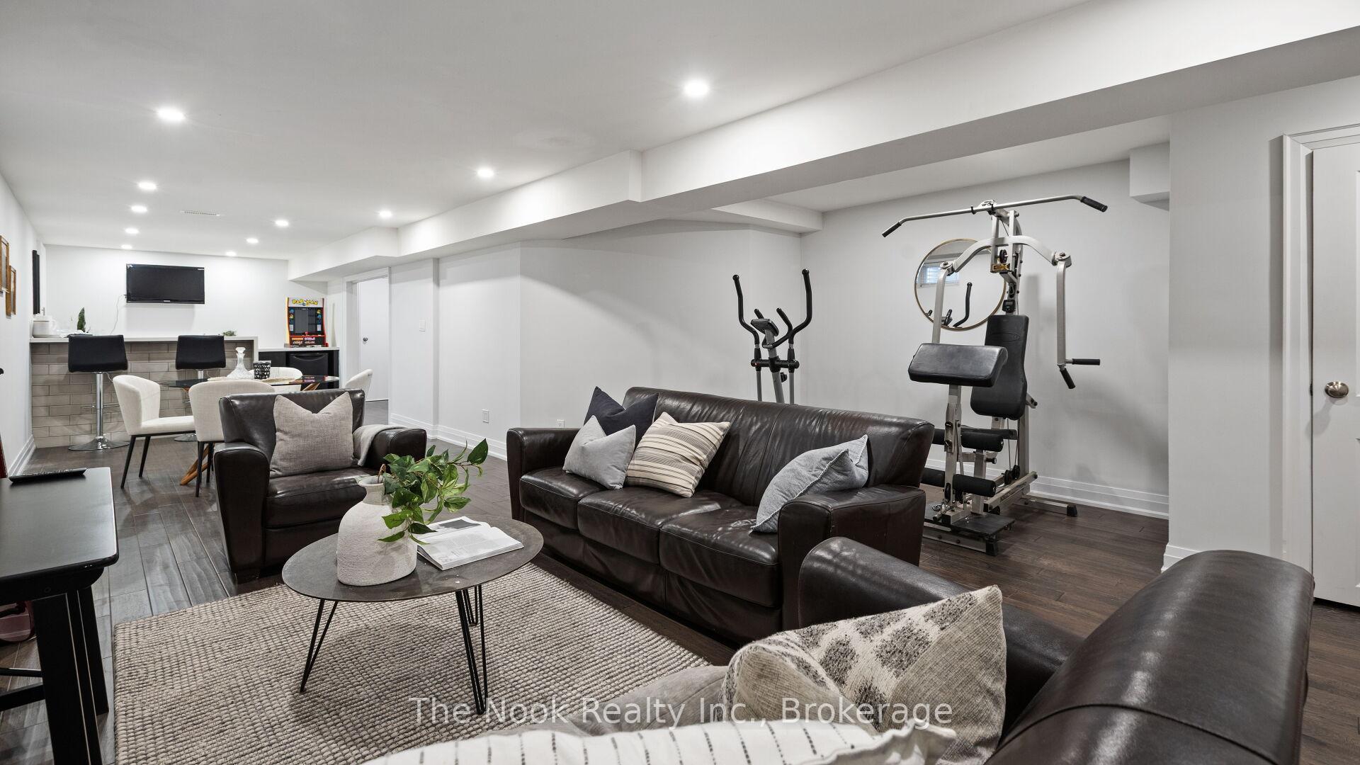 Photo 38 of 938 Wetherby Lane, Mississauga, Rathwood — HOMEH