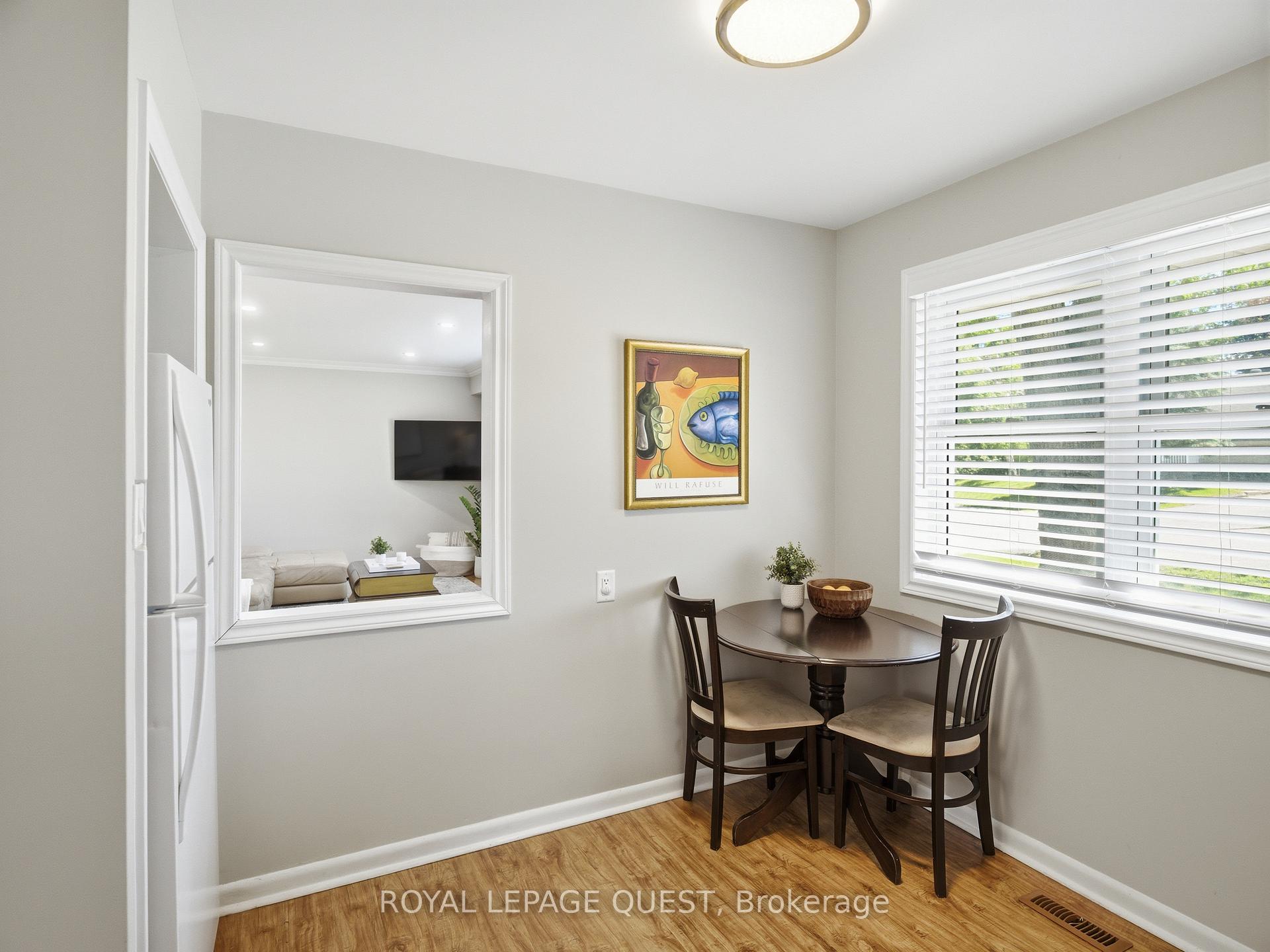 Photo 13 of 8 Dalton Crescent N, Orillia — HOMEH