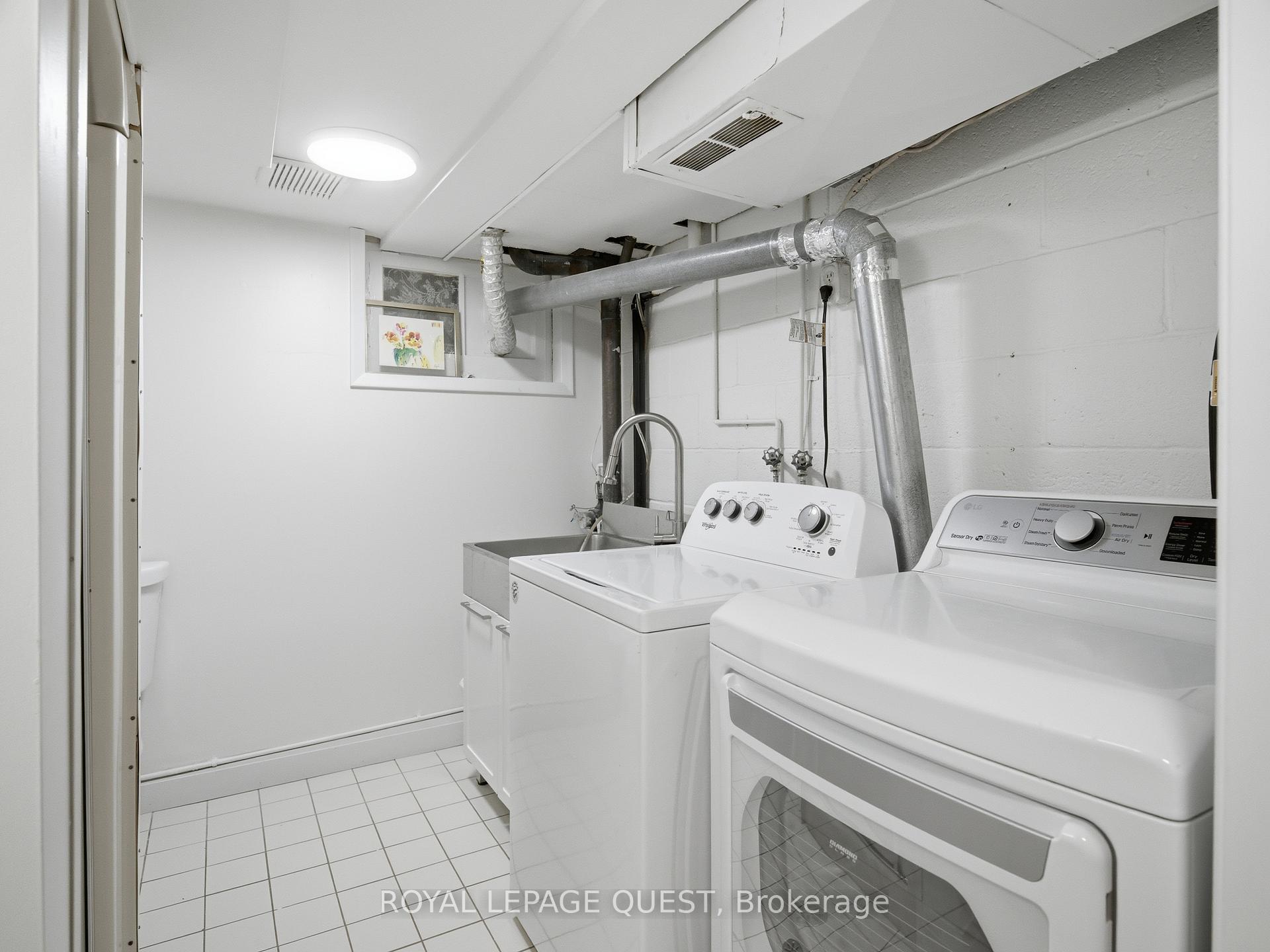 Photo 22 of 8 Dalton Crescent N, Orillia — HOMEH