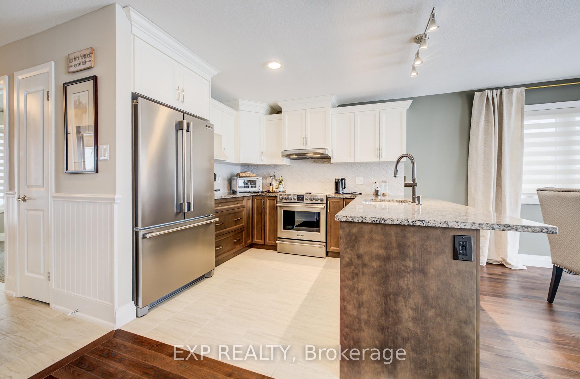 Photo 5 of 130 Bridge Crescent, Minto — HOMEH
