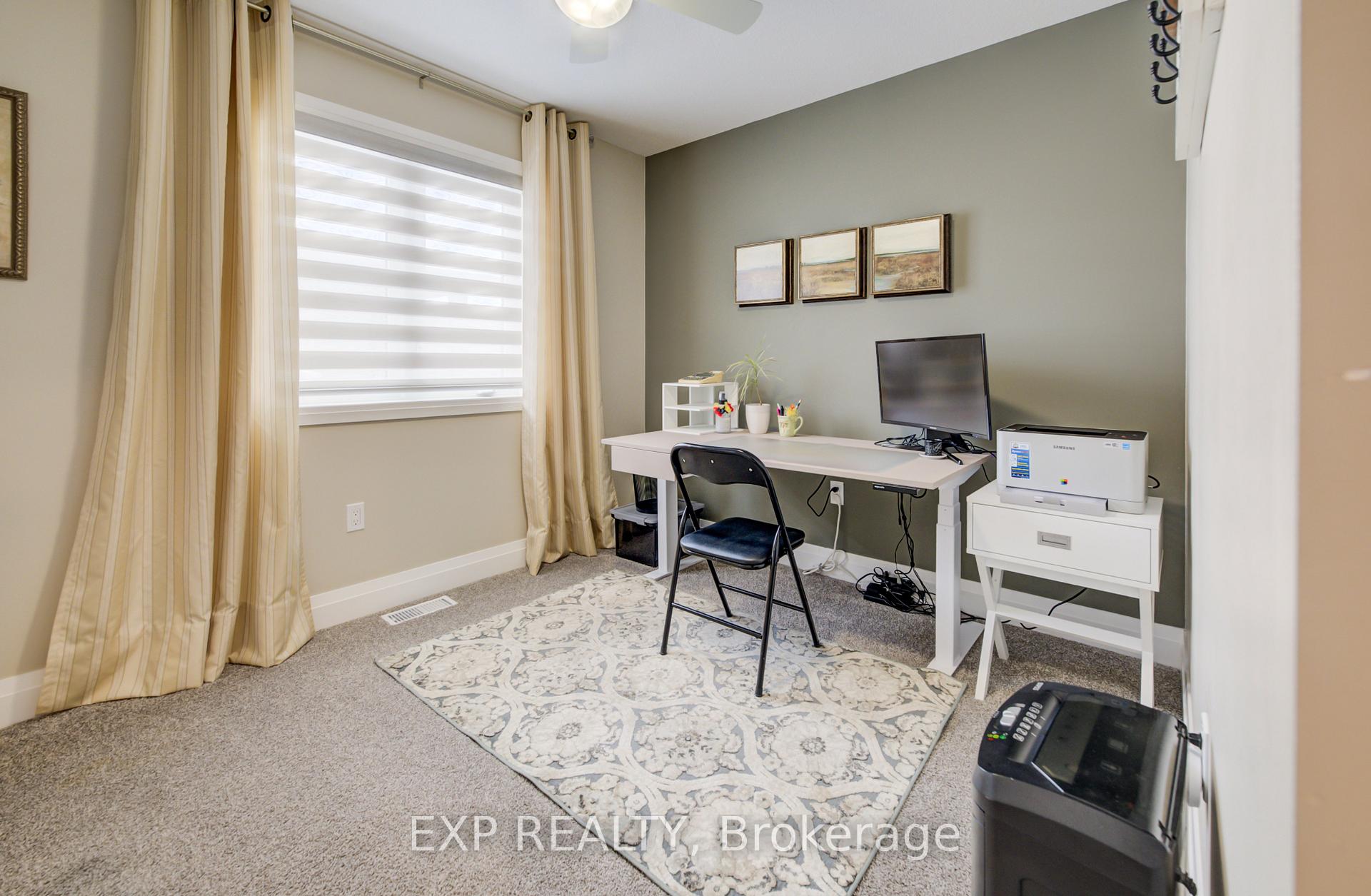 Photo 22 of 130 Bridge Crescent, Minto — HOMEH