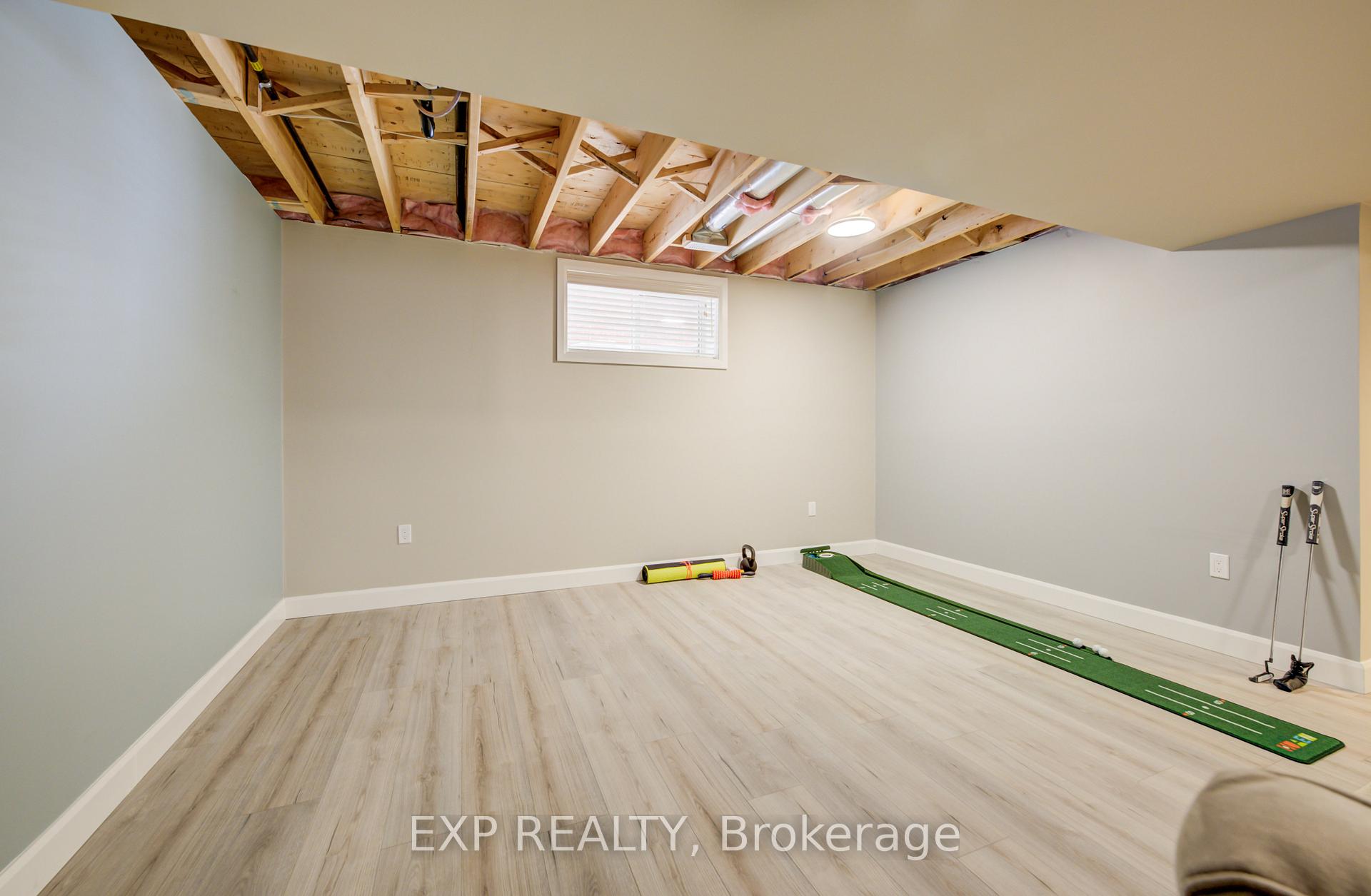 Photo 29 of 130 Bridge Crescent, Minto — HOMEH