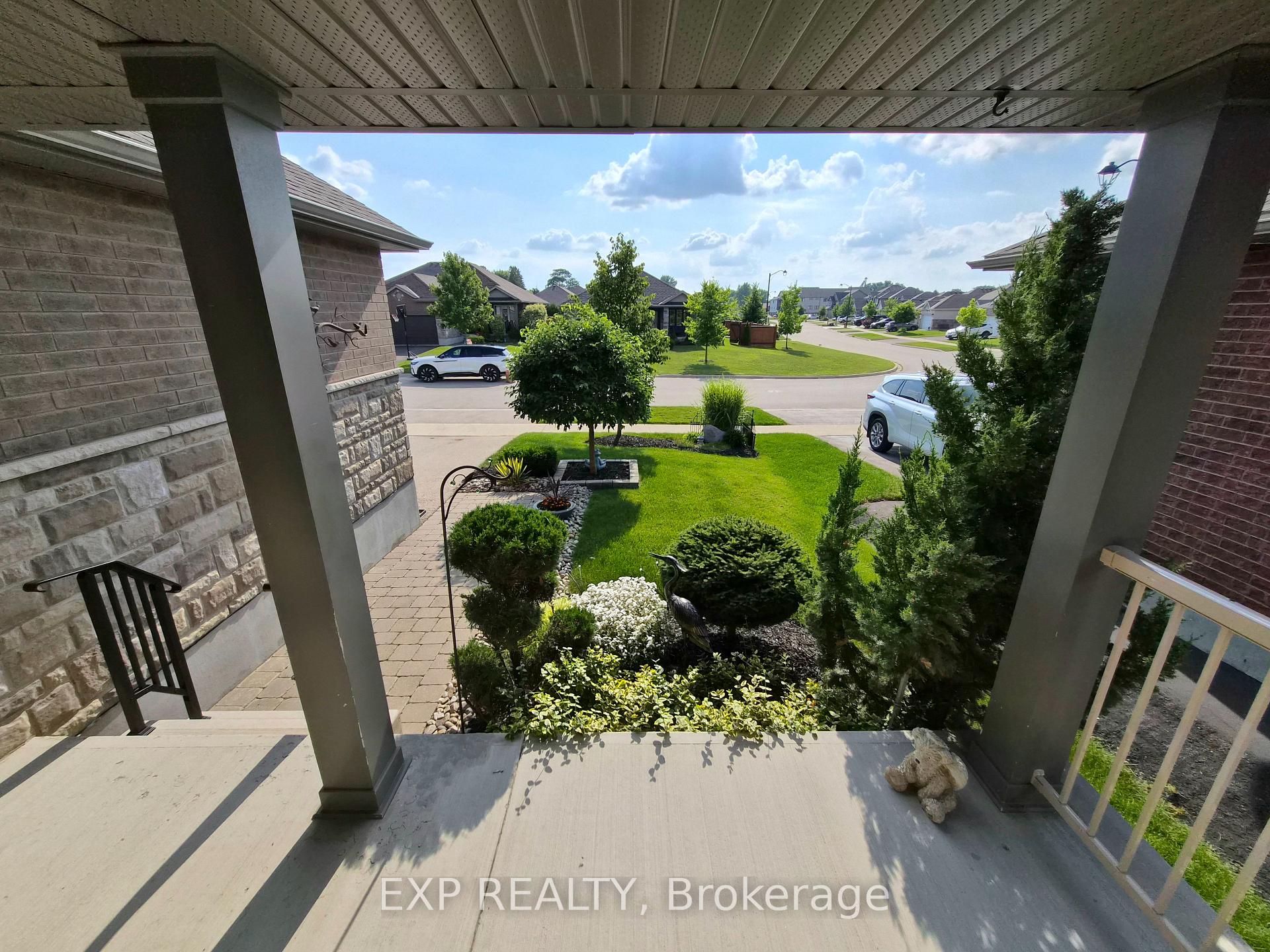 Photo 32 of 130 Bridge Crescent, Minto — HOMEH