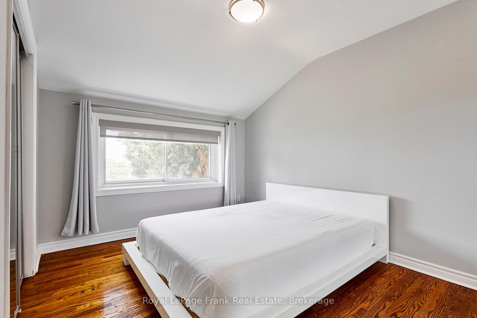 Photo 8 of 791 Stone Street, Oshawa, Lakeview — HOMEH
