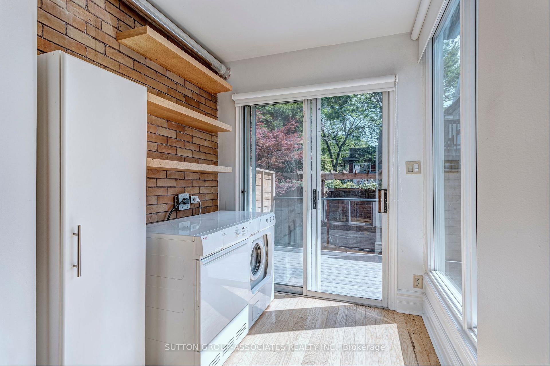Photo 12 of Unit 1, 151 Indian Road, Toronto, High Park-Swansea — HOMEH