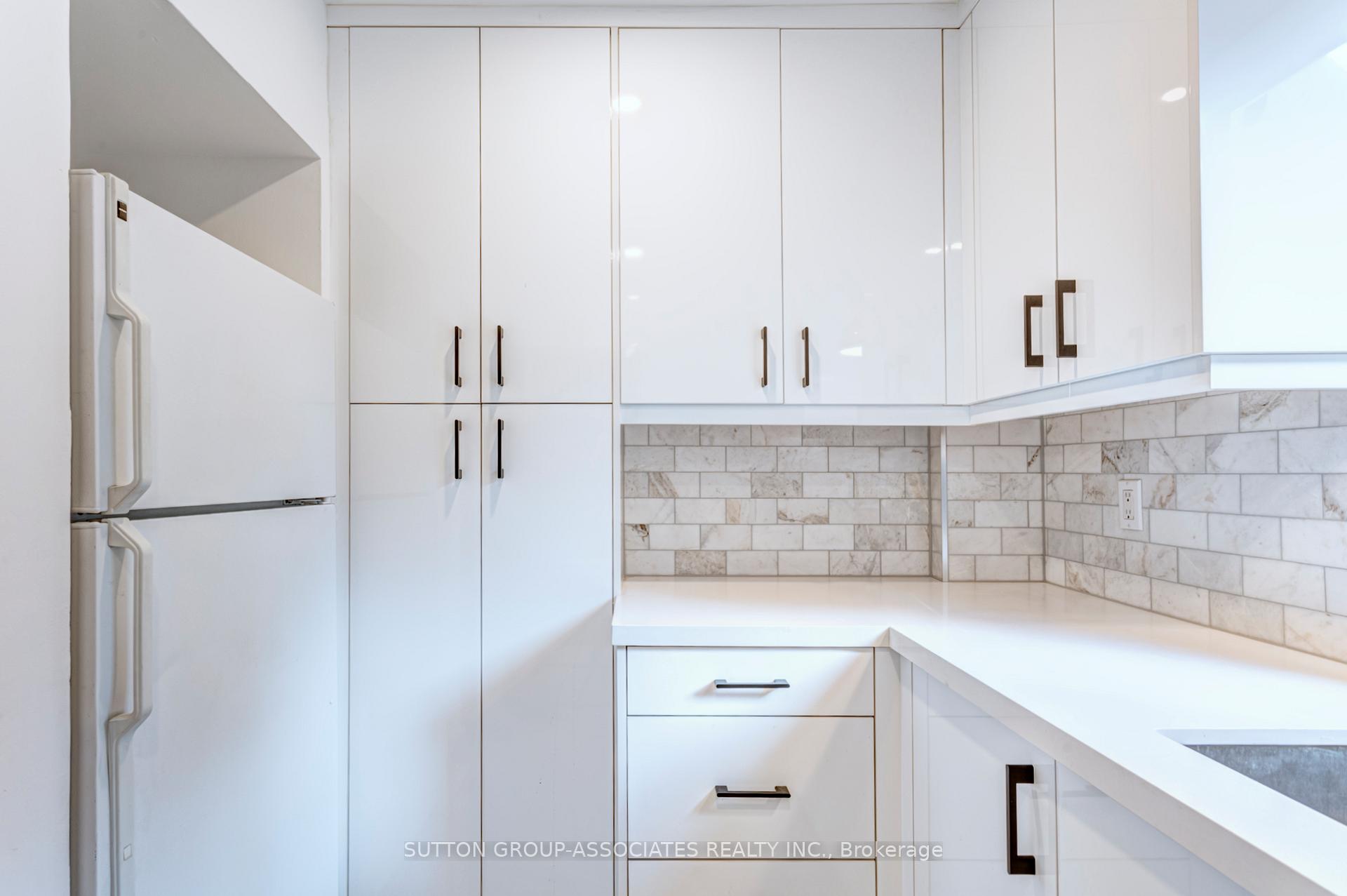 Photo 14 of Unit 1, 151 Indian Road, Toronto, High Park-Swansea — HOMEH