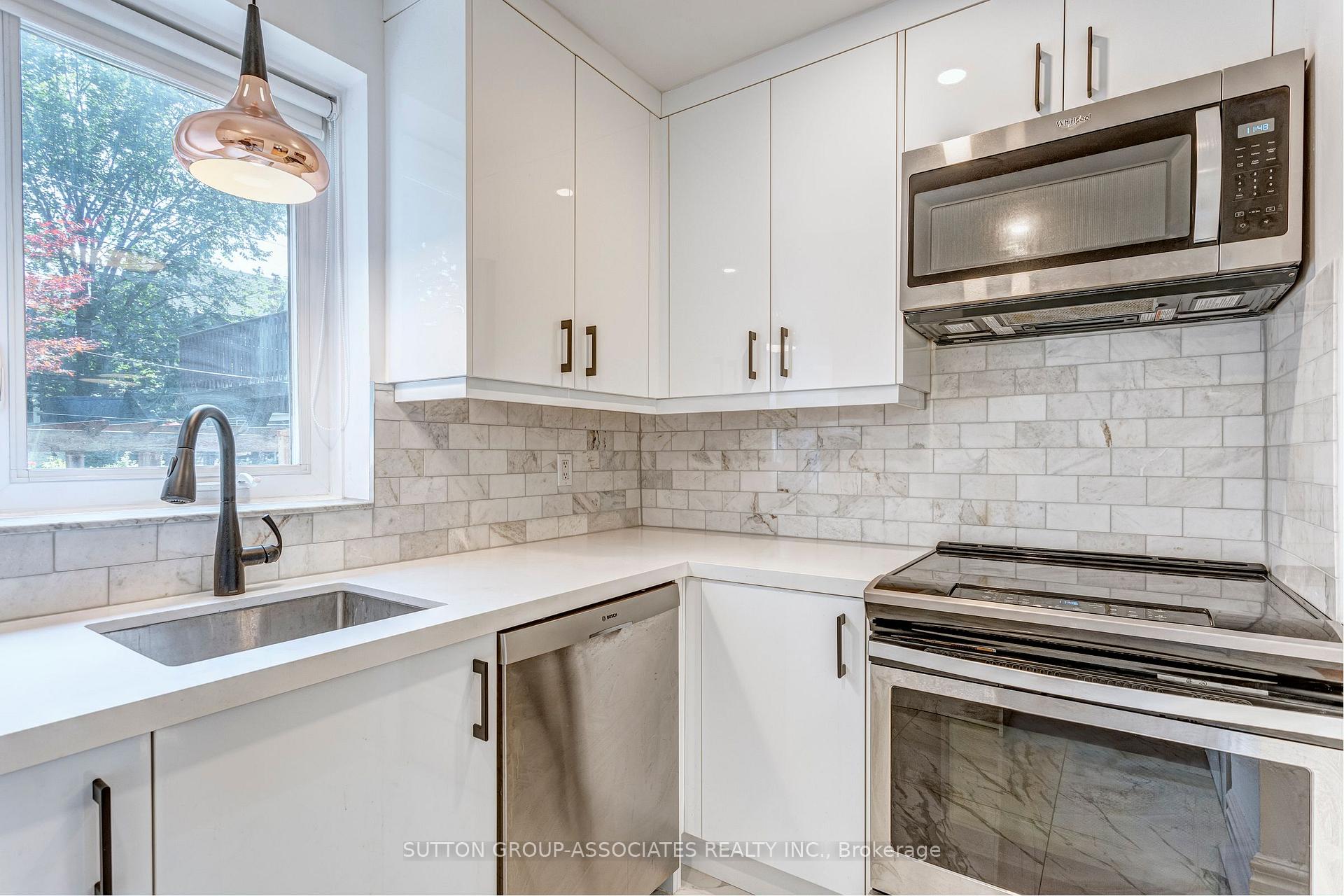 Photo 15 of Unit 1, 151 Indian Road, Toronto, High Park-Swansea — HOMEH