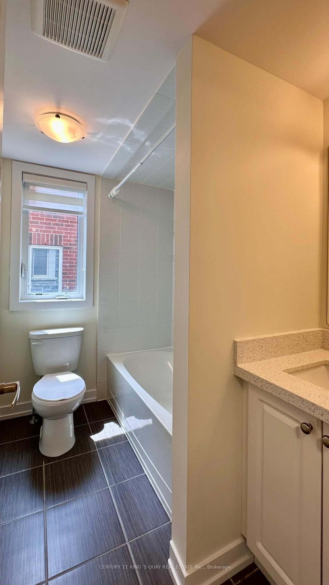 Photo 11 of Unit 102, 2 Dunsheath Way, Markham, Cornell — HOMEH