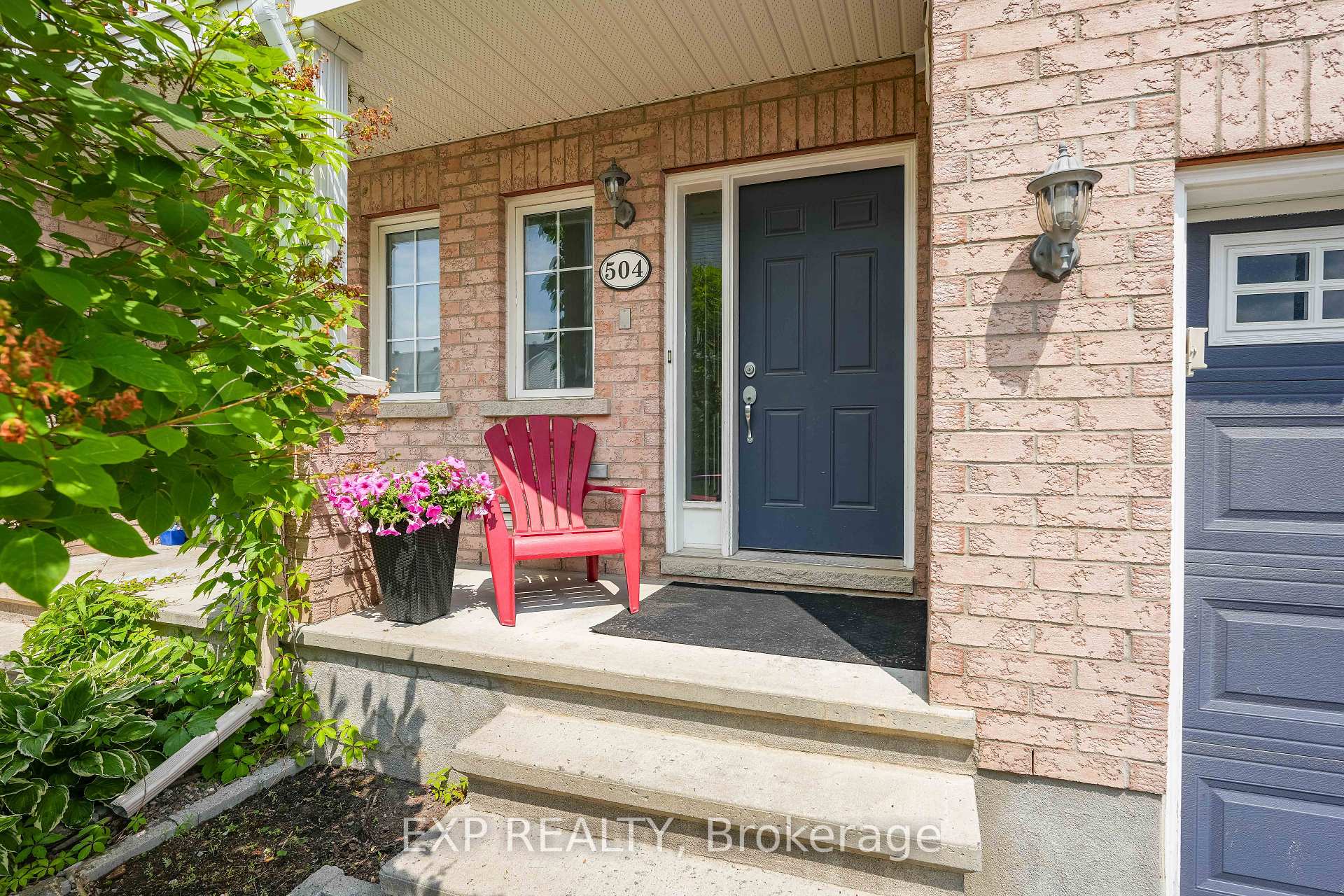 Photo 2 of 504 Barholm Private, Ottawa, Mer Bleue/Bradley Estates/Anderson Park — HOMEH