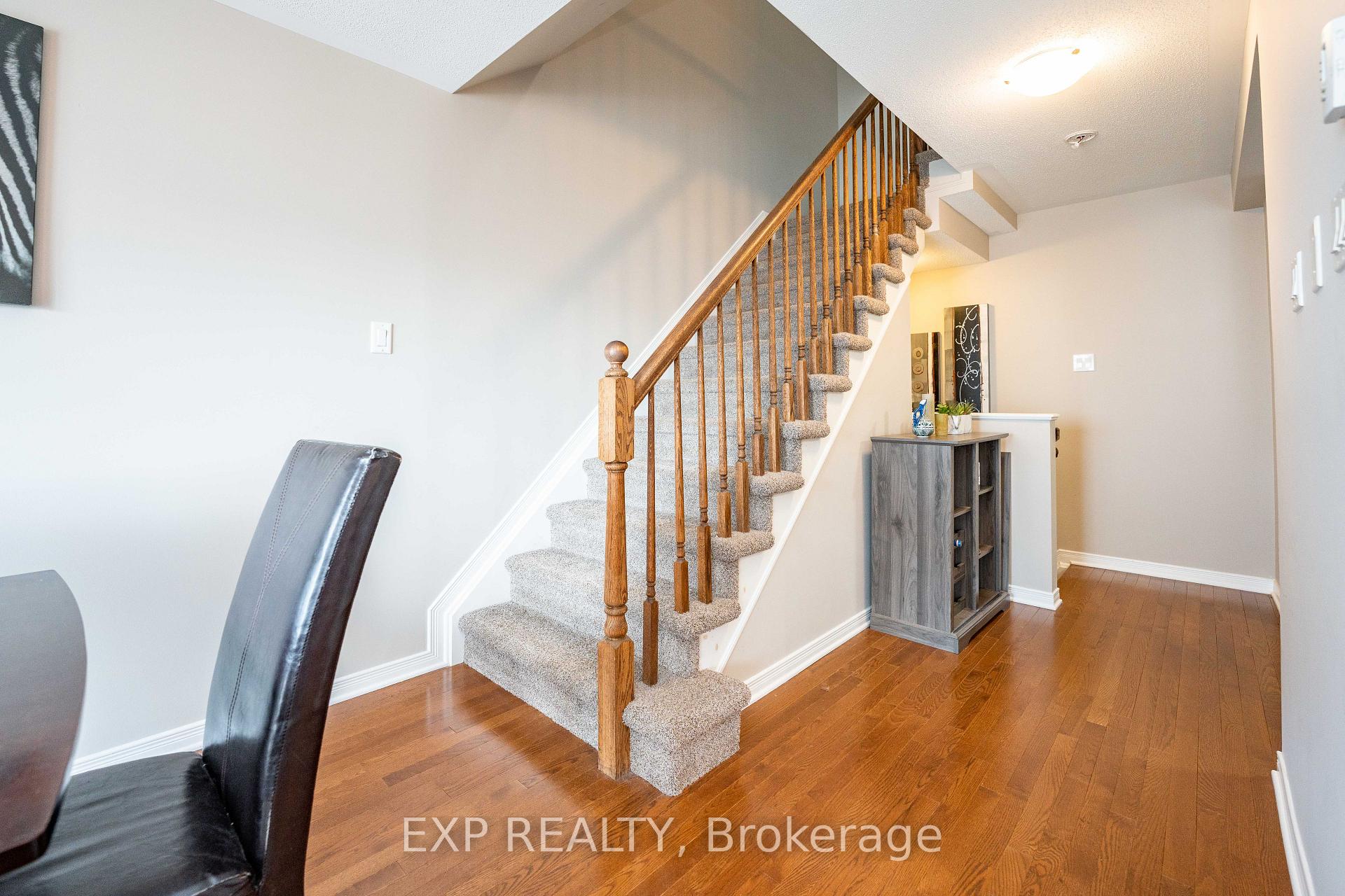 Photo 14 of 504 Barholm Private, Ottawa, Mer Bleue/Bradley Estates/Anderson Park — HOMEH