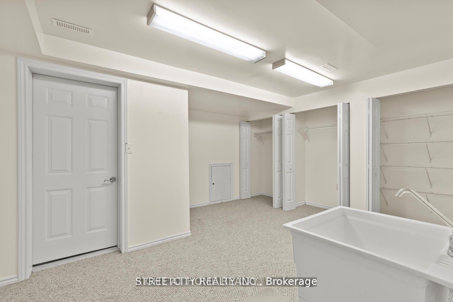 Photo 33 of Unit 25, 124 North Centre Road, London, North B — HOMEH