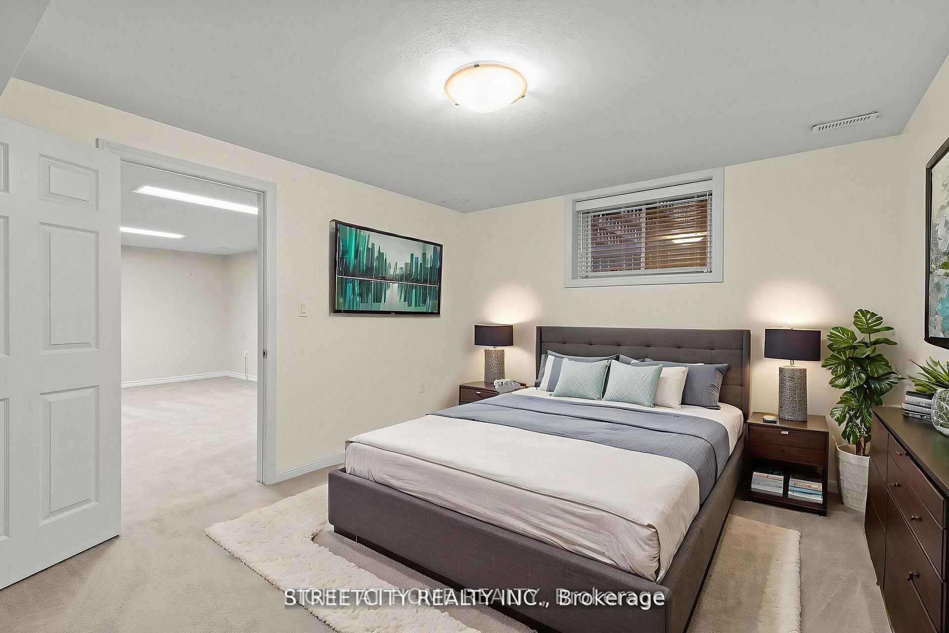 Photo 35 of Unit 25, 124 North Centre Road, London, North B — HOMEH