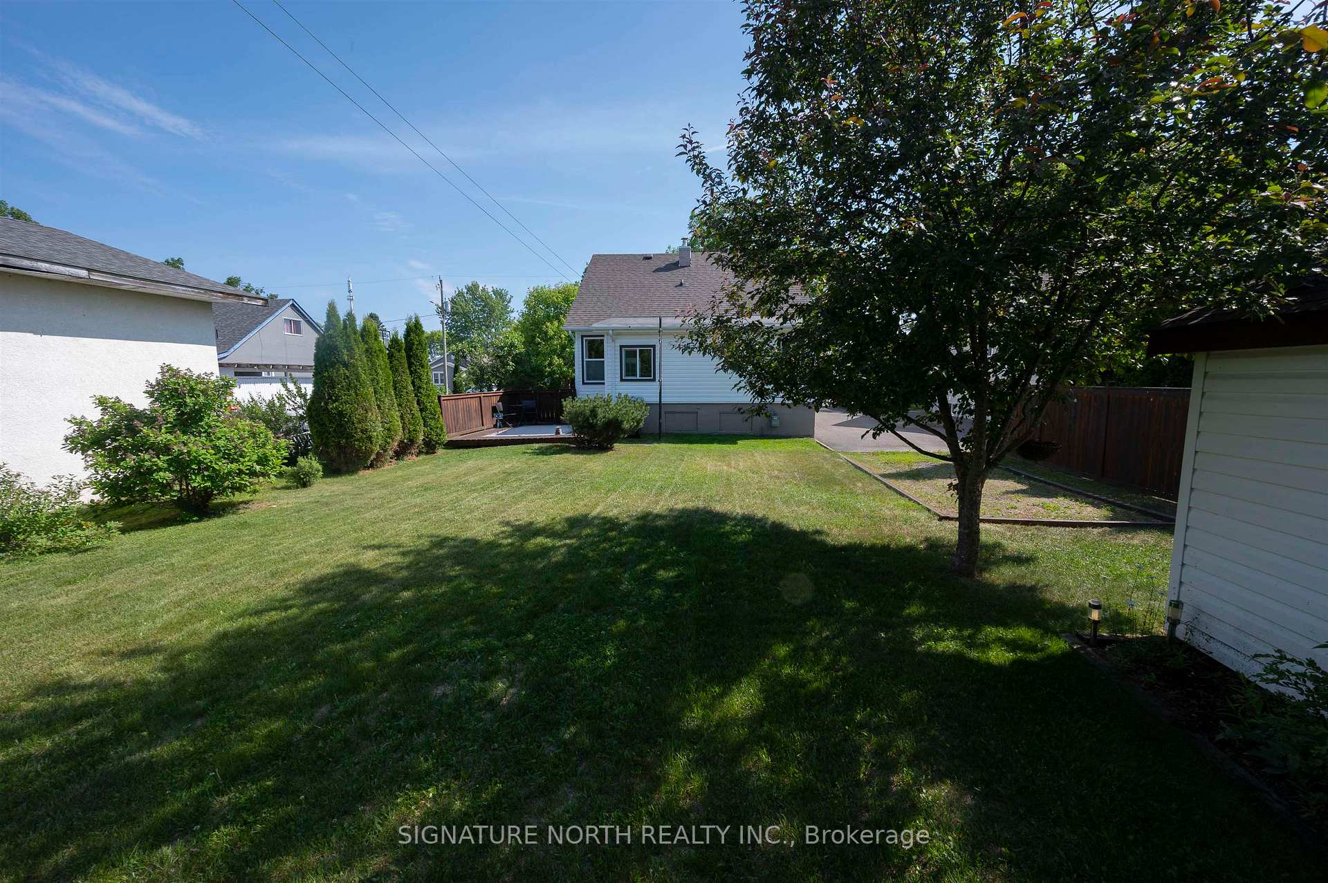 Photo 29 of 374 Morse Street, Thunder Bay, Current River — HOMEH