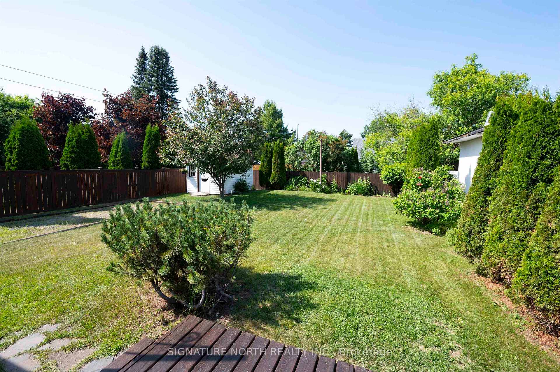 Photo 31 of 374 Morse Street, Thunder Bay, Current River — HOMEH