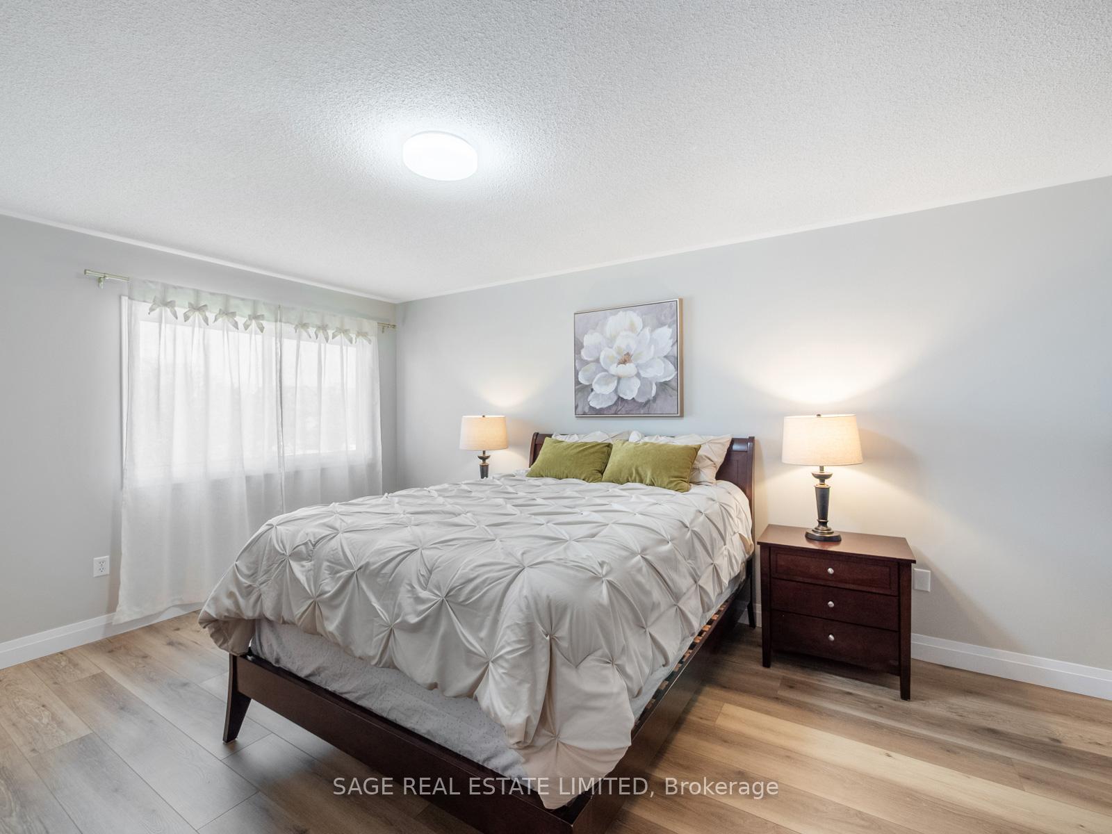 Photo 19 of 7093 Black Walnut Trail, Mississauga, Lisgar — HOMEH