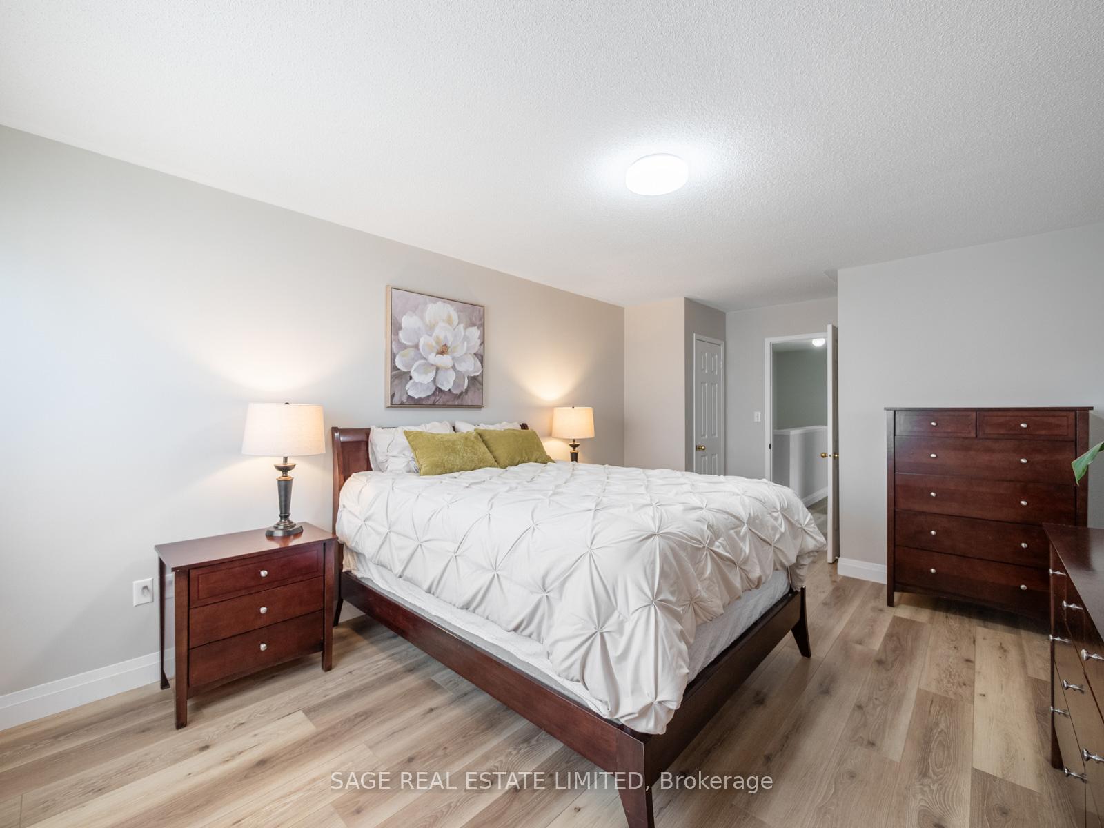 Photo 20 of 7093 Black Walnut Trail, Mississauga, Lisgar — HOMEH