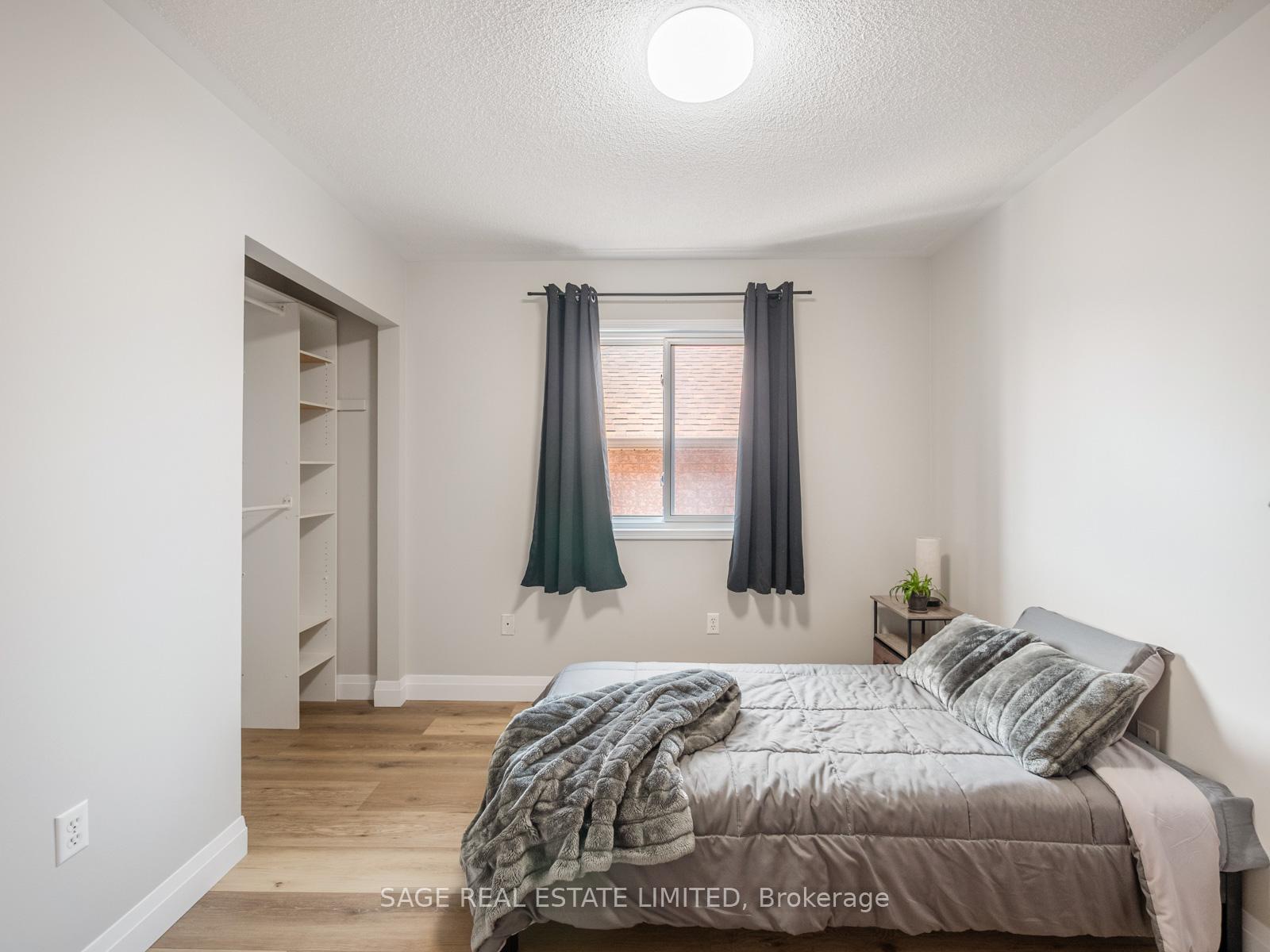 Photo 23 of 7093 Black Walnut Trail, Mississauga, Lisgar — HOMEH