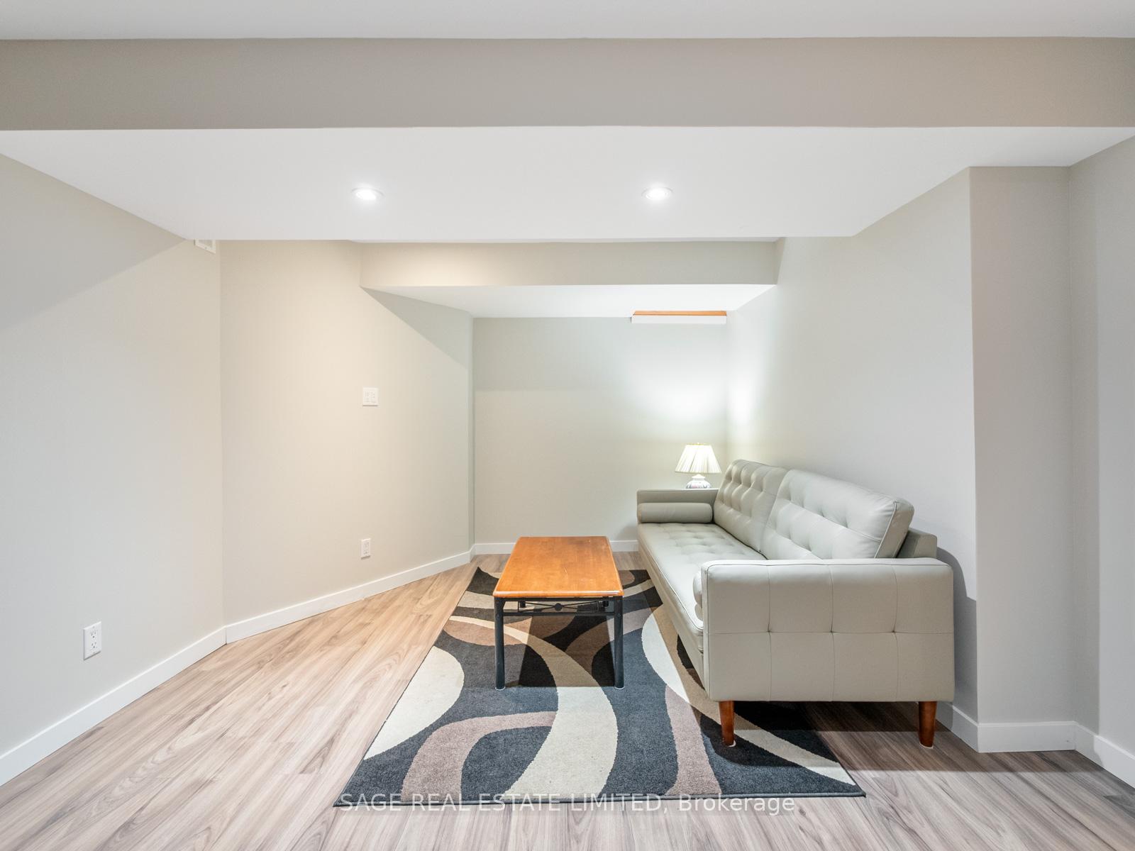 Photo 30 of 7093 Black Walnut Trail, Mississauga, Lisgar — HOMEH