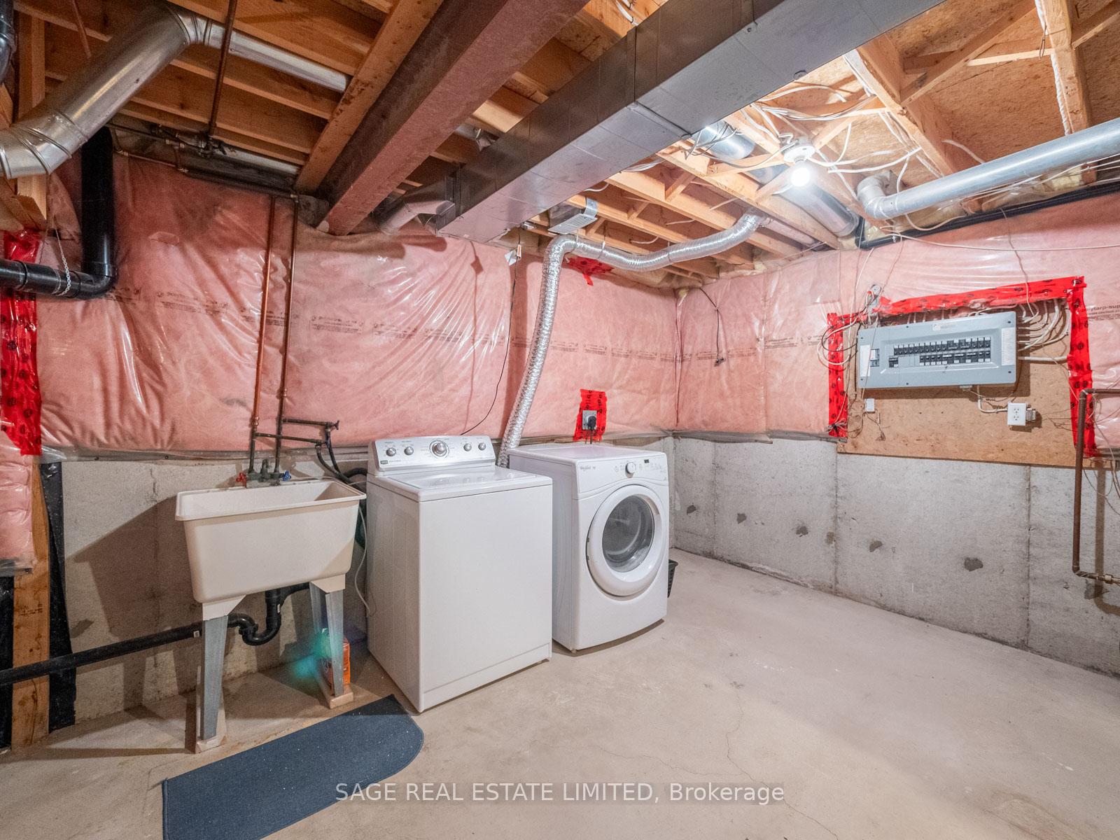 Photo 36 of 7093 Black Walnut Trail, Mississauga, Lisgar — HOMEH