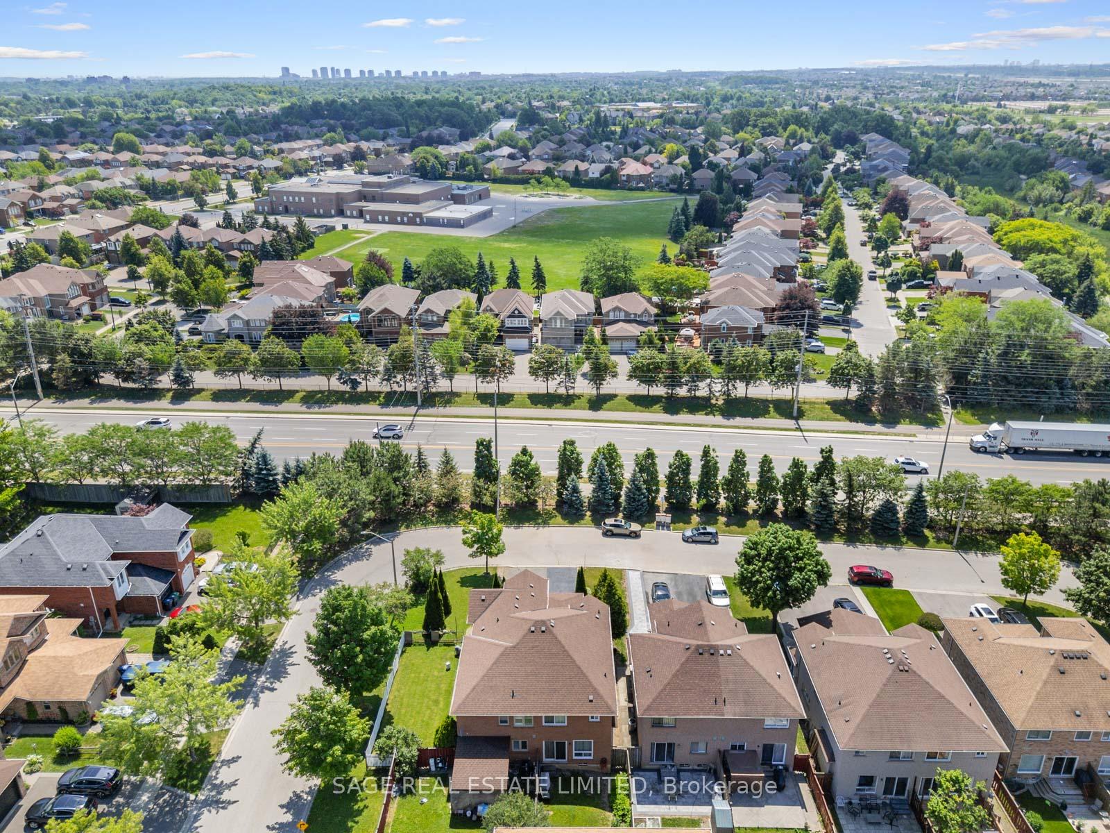 Photo 40 of 7093 Black Walnut Trail, Mississauga, Lisgar — HOMEH