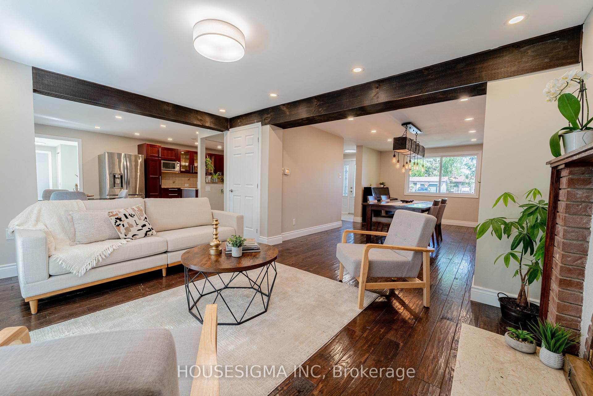 Photo 10 of 2032 Kings Grove Crescent, Ottawa, Beacon Hill North — HOMEH