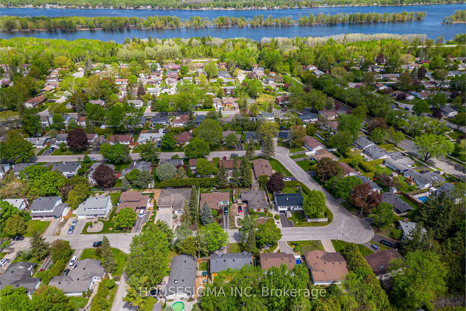 Photo 46 of 2032 Kings Grove Crescent, Ottawa, Beacon Hill North — HOMEH