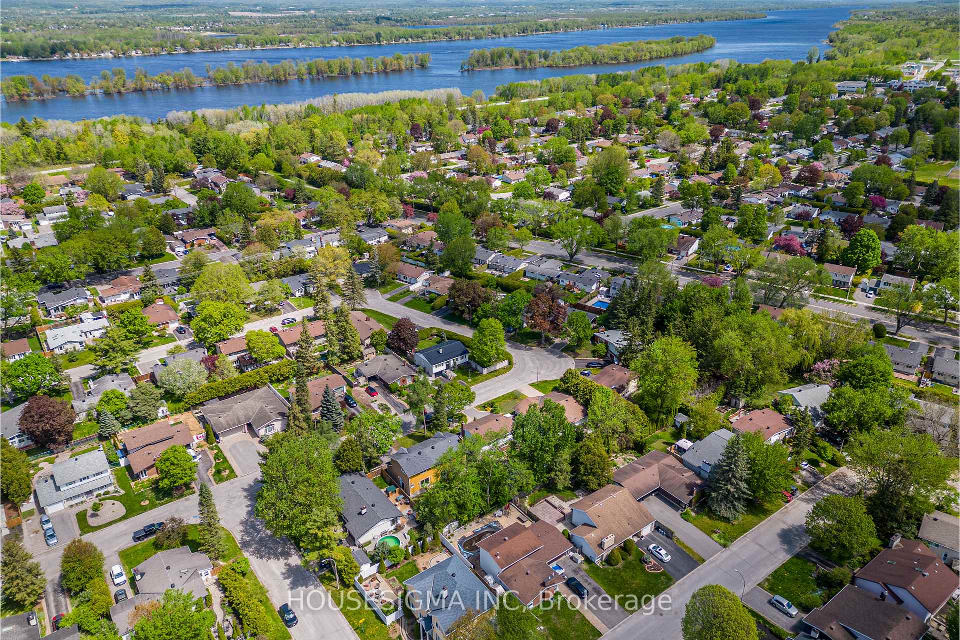 Photo 47 of 2032 Kings Grove Crescent, Ottawa, Beacon Hill North — HOMEH