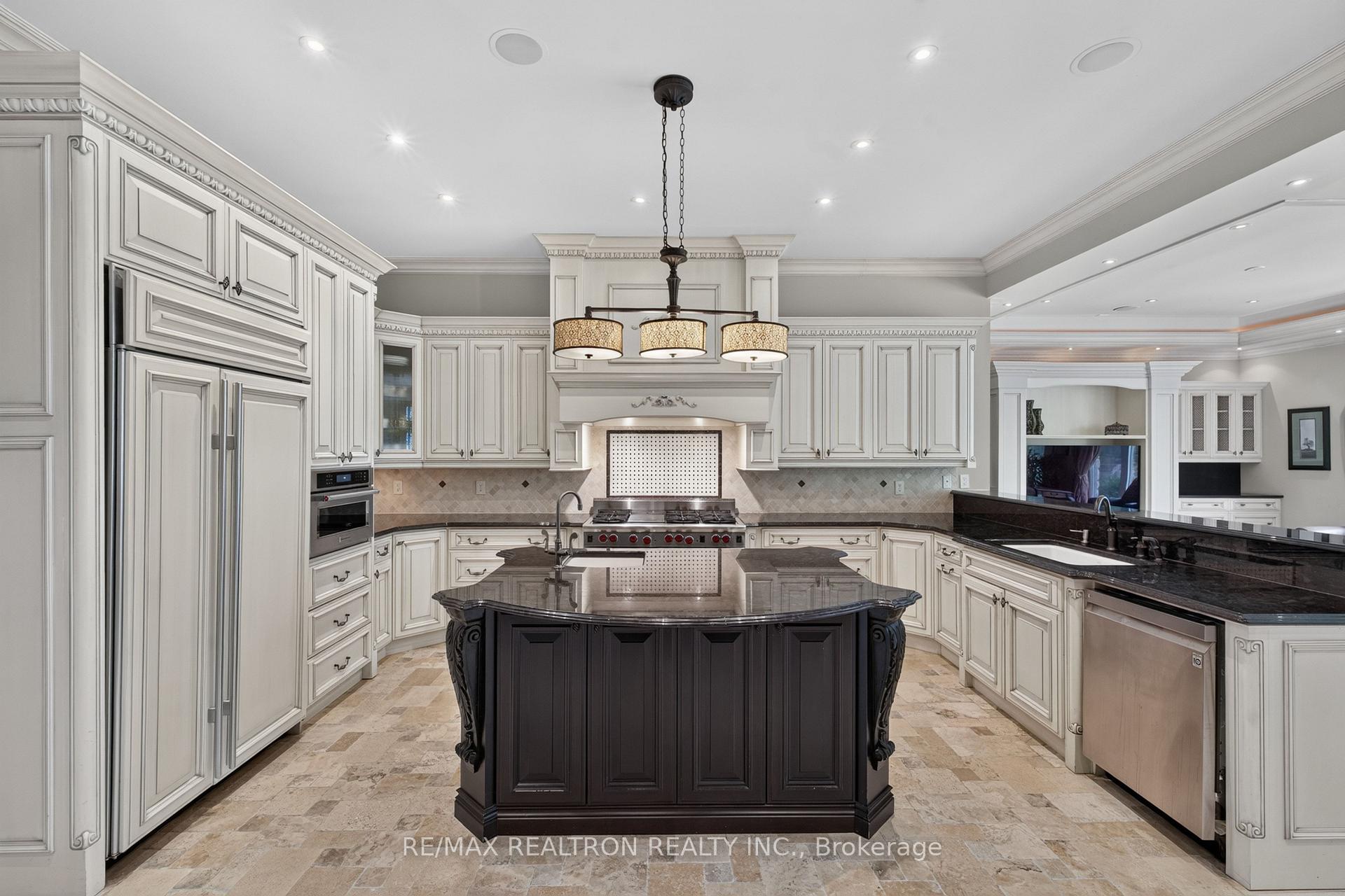 Photo 33 of 11 Saul Court, Vaughan, Rural Vaughan — HOMEH