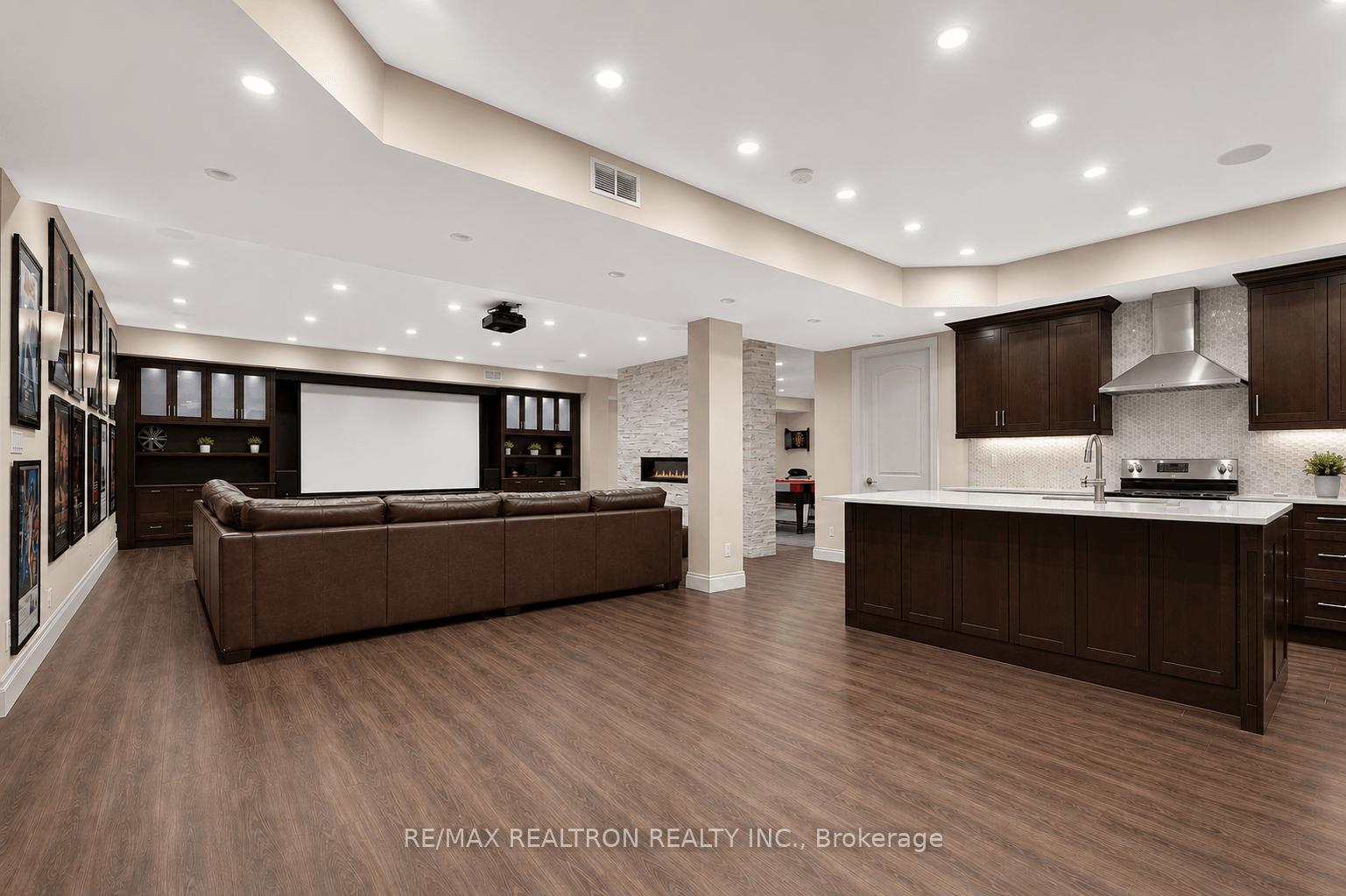Photo 54 of 11 Saul Court, Vaughan, Rural Vaughan — HOMEH
