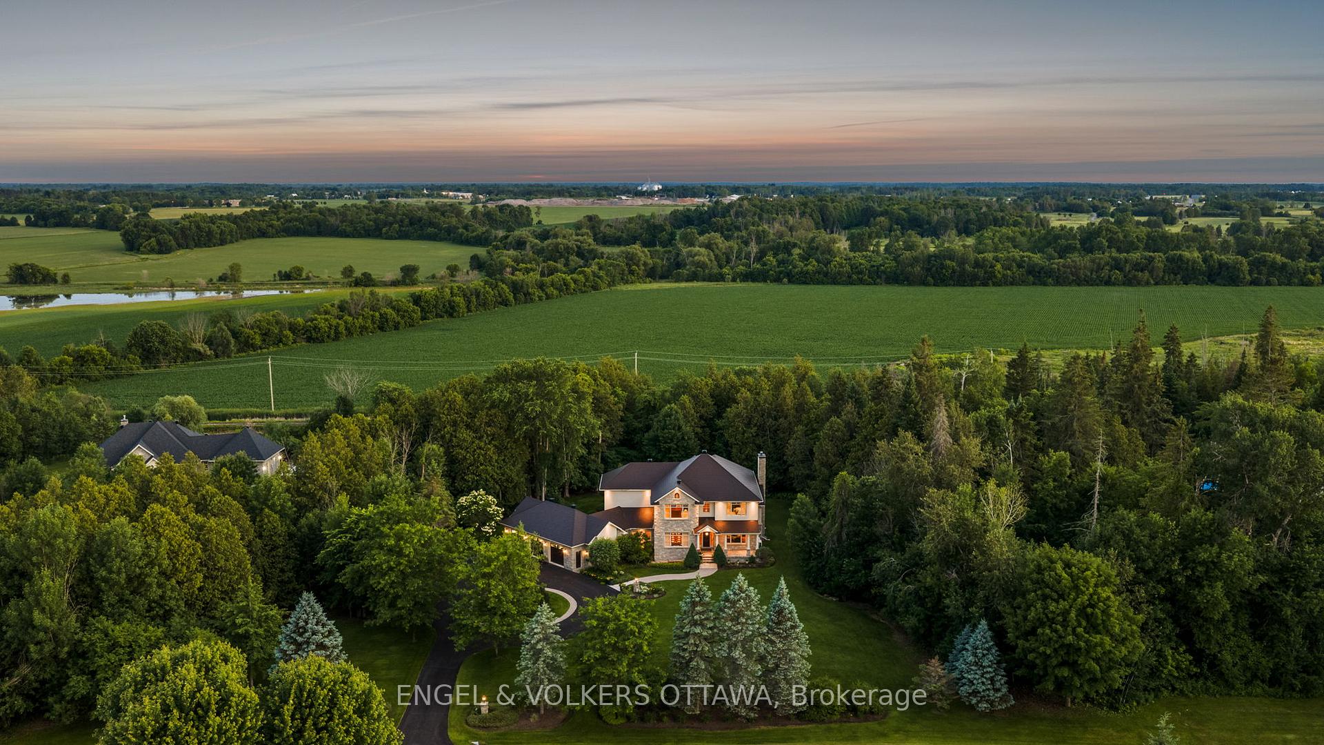 Photo 3 of 140 Lady Lochead Lane, Ottawa, Huntley Ward (South East) — HOMEH