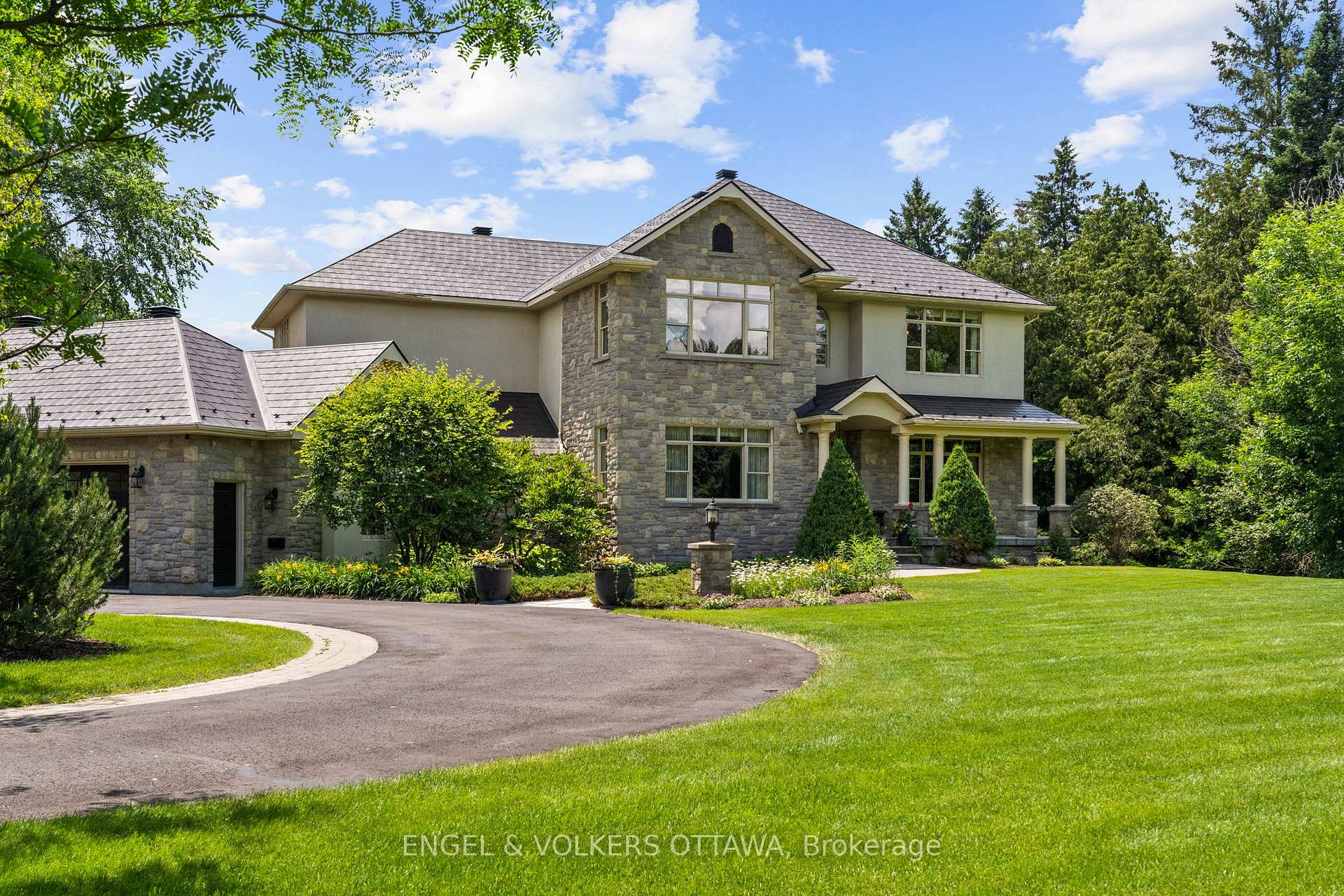 Photo 5 of 140 Lady Lochead Lane, Ottawa, Huntley Ward (South East) — HOMEH