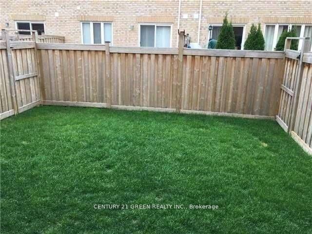 Photo 18 of 1048 Haxton Heights, Milton, Willmott — HOMEH