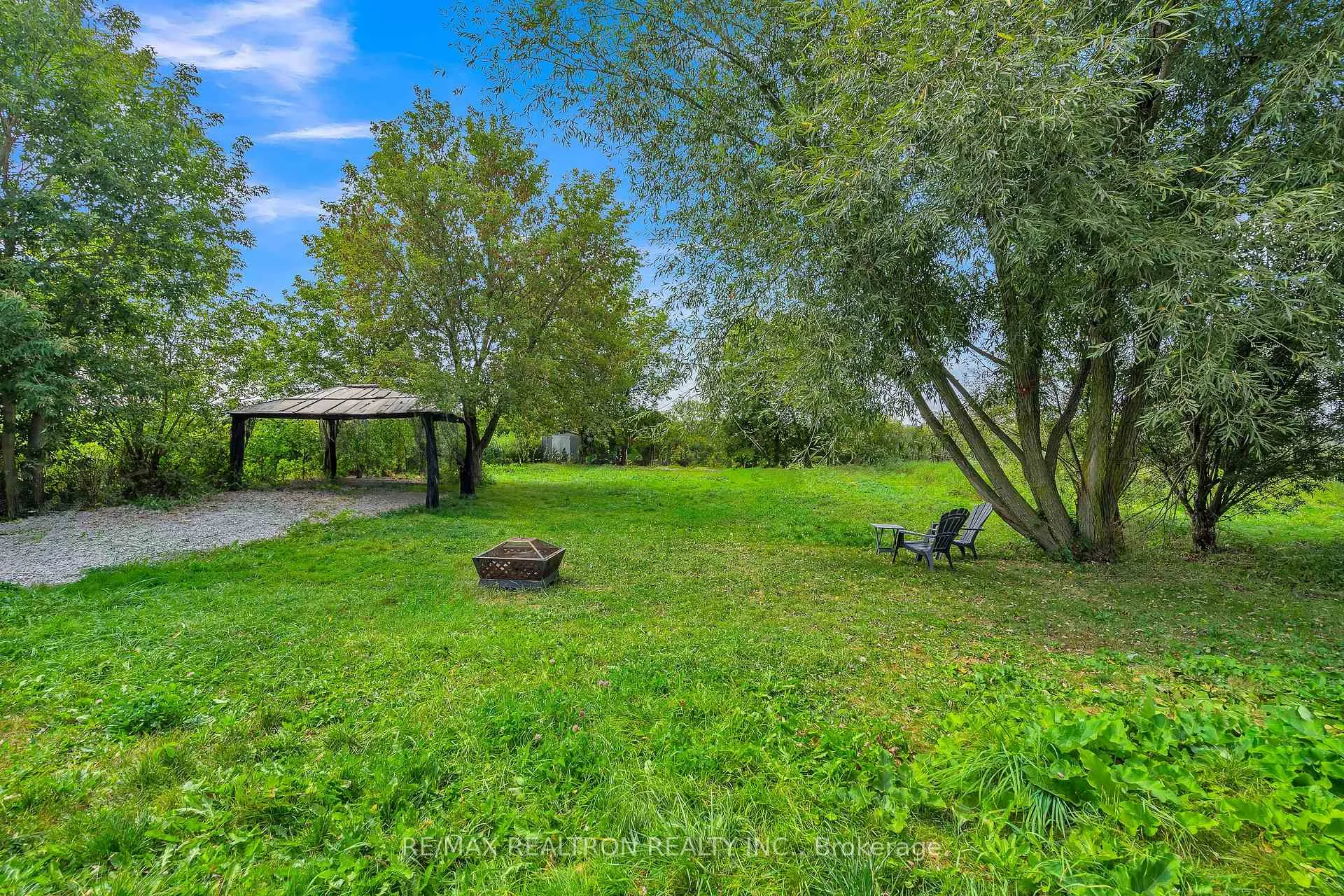 Photo 16 of 260 Pumphouse Road, King, Rural King — HOMEH