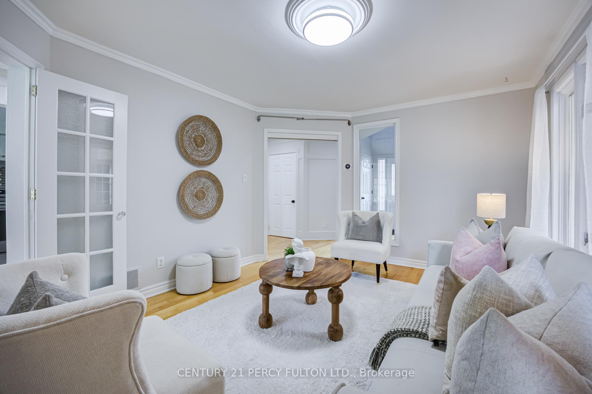 Photo 6 of 611 Chiron Crescent, Pickering, Amberlea — HOMEH