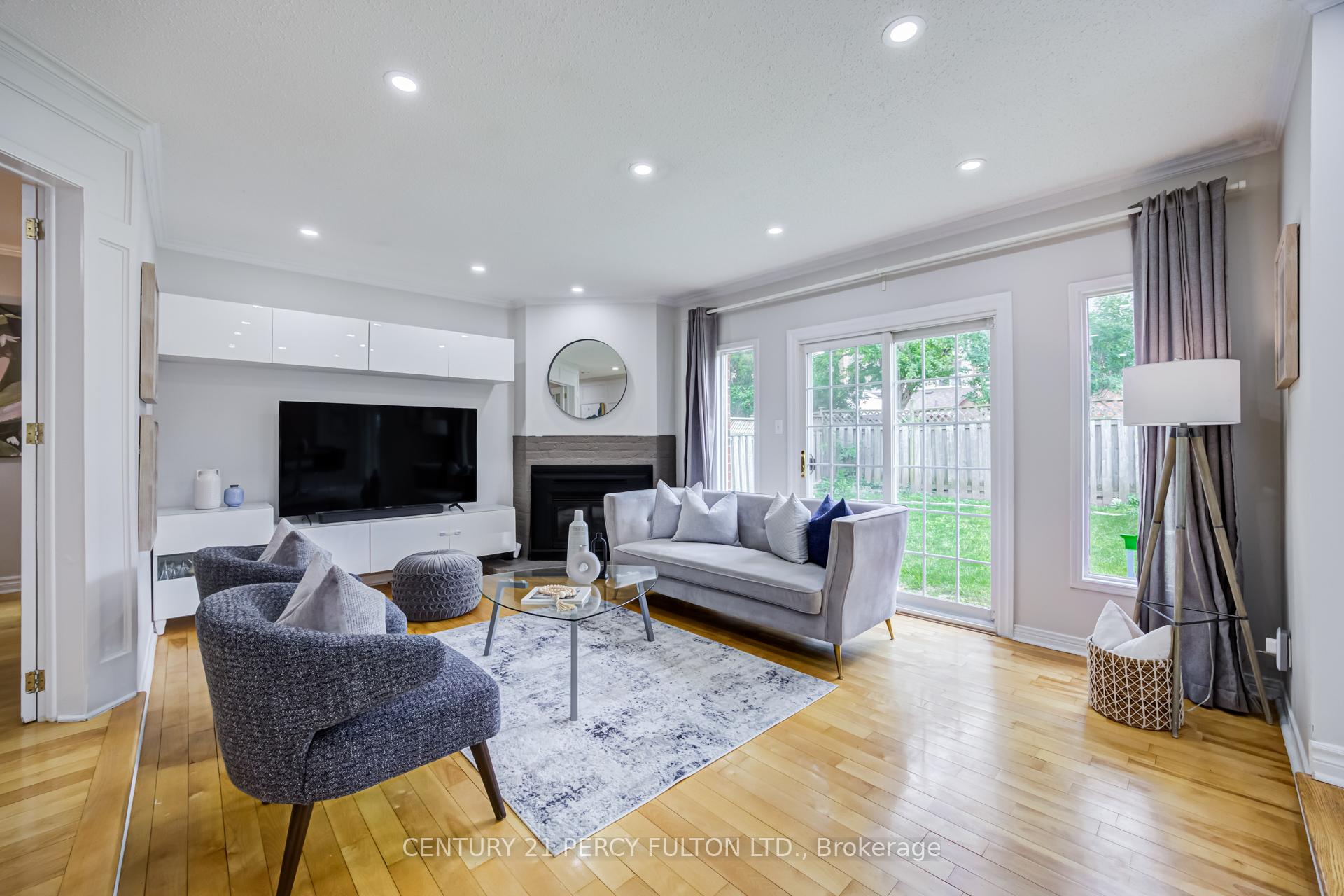 Photo 15 of 611 Chiron Crescent, Pickering, Amberlea — HOMEH