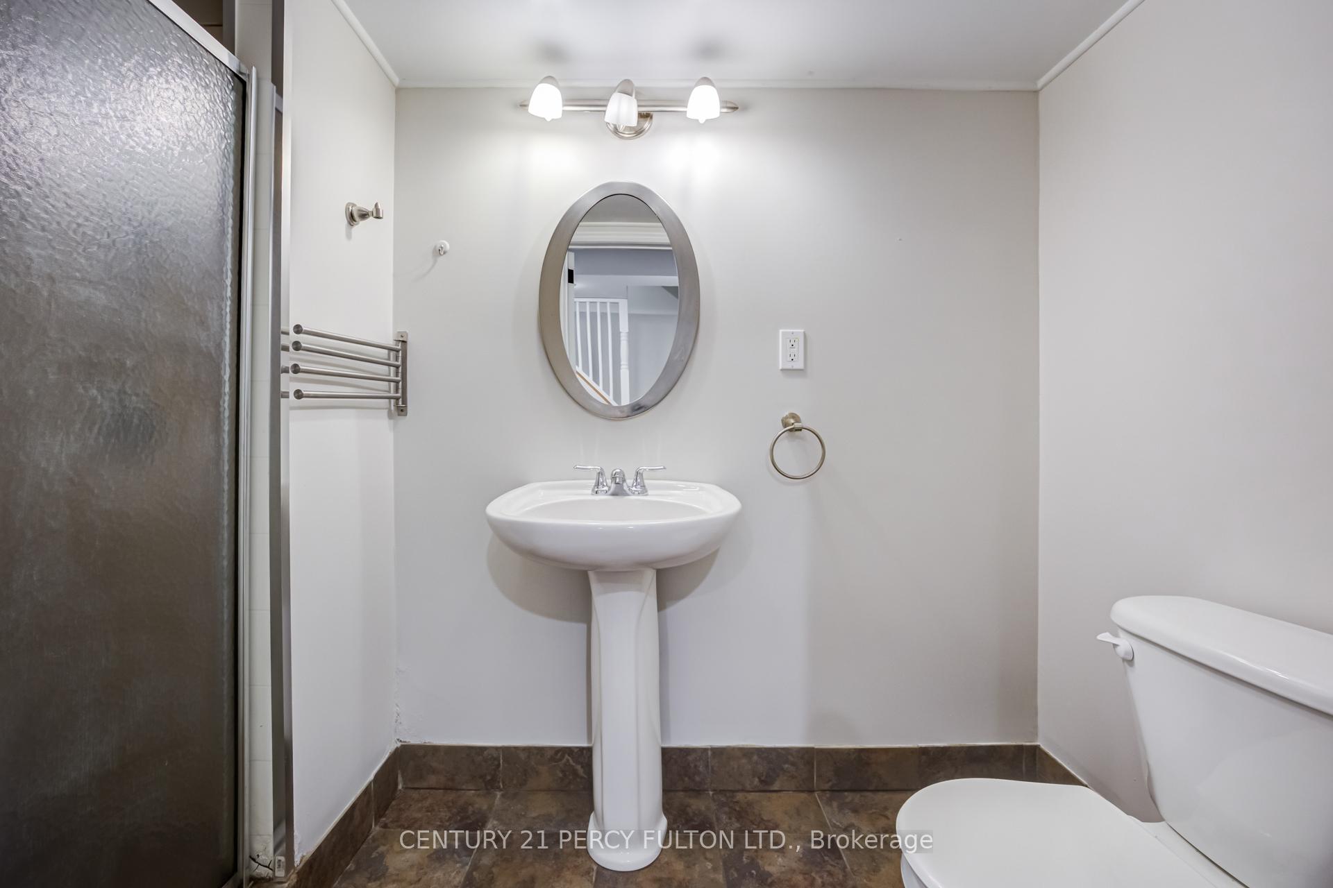 Photo 33 of 611 Chiron Crescent, Pickering, Amberlea — HOMEH