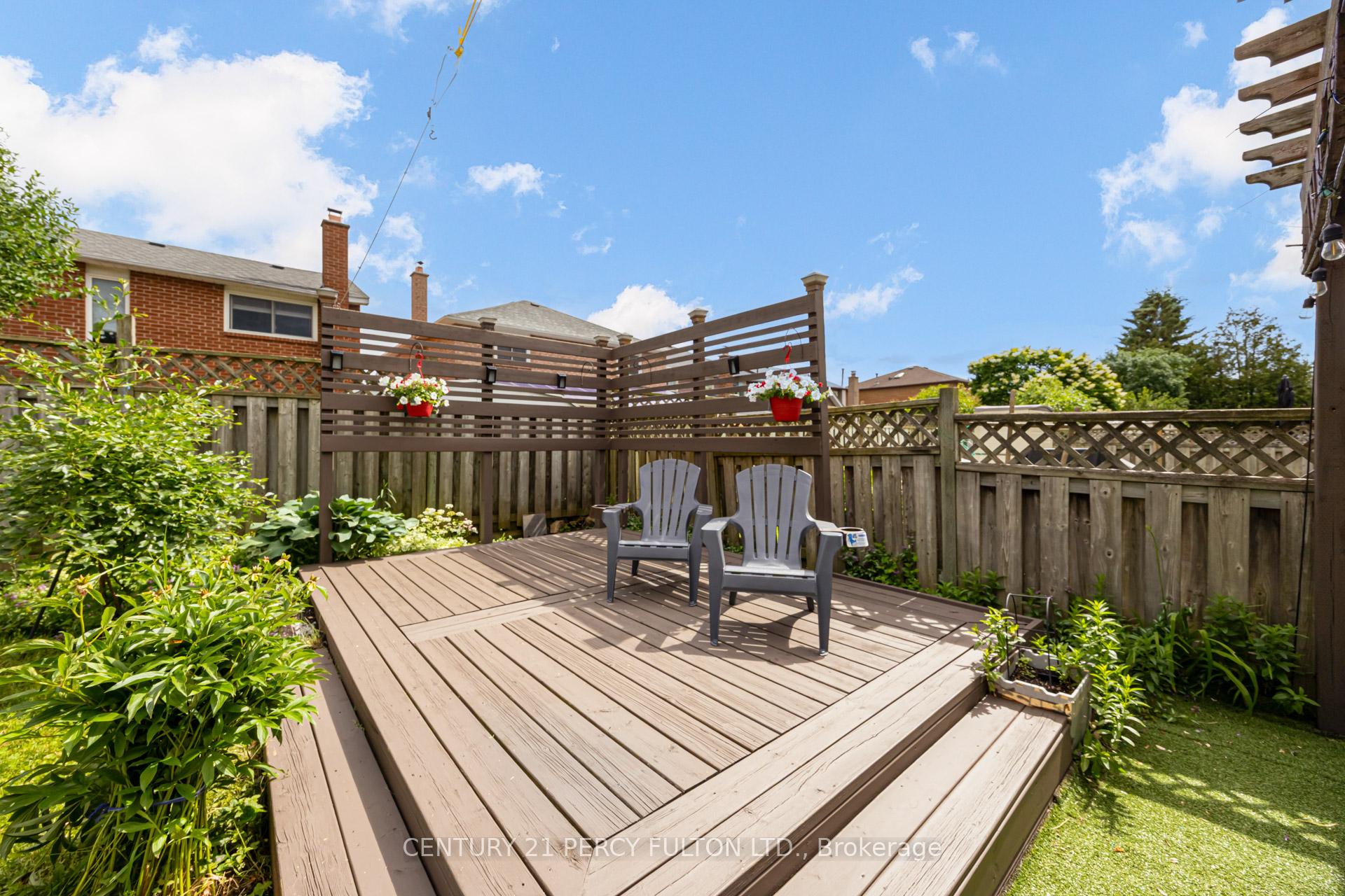 Photo 45 of 611 Chiron Crescent, Pickering, Amberlea — HOMEH