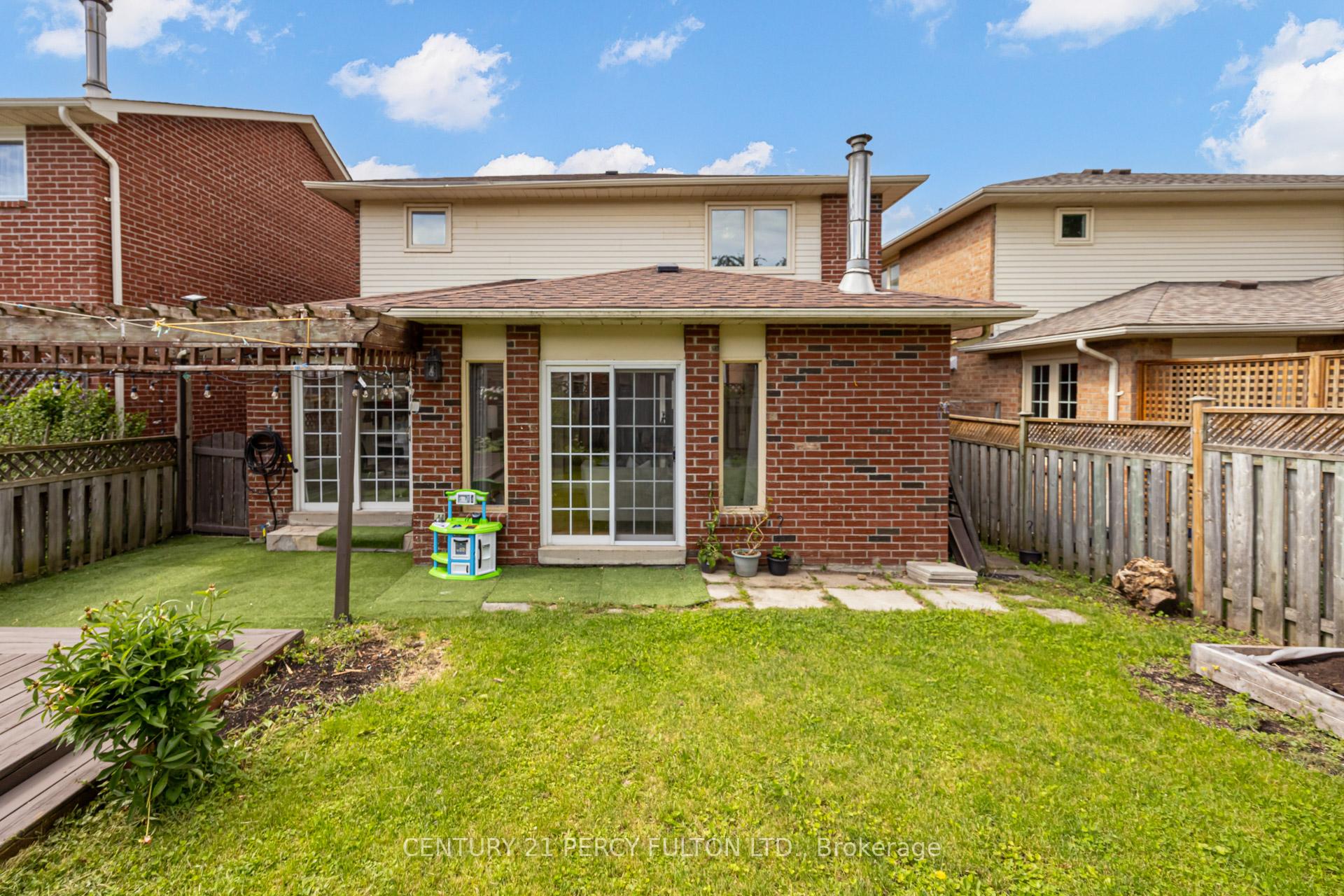 Photo 47 of 611 Chiron Crescent, Pickering, Amberlea — HOMEH