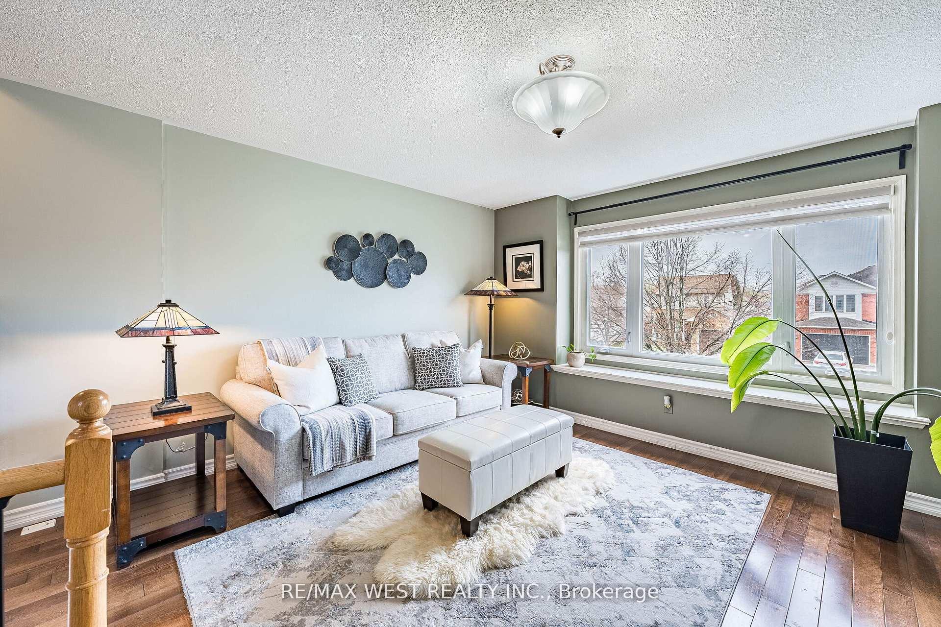 Photo 17 of 5 Moir Crescent, Barrie, Painswick North — HOMEH