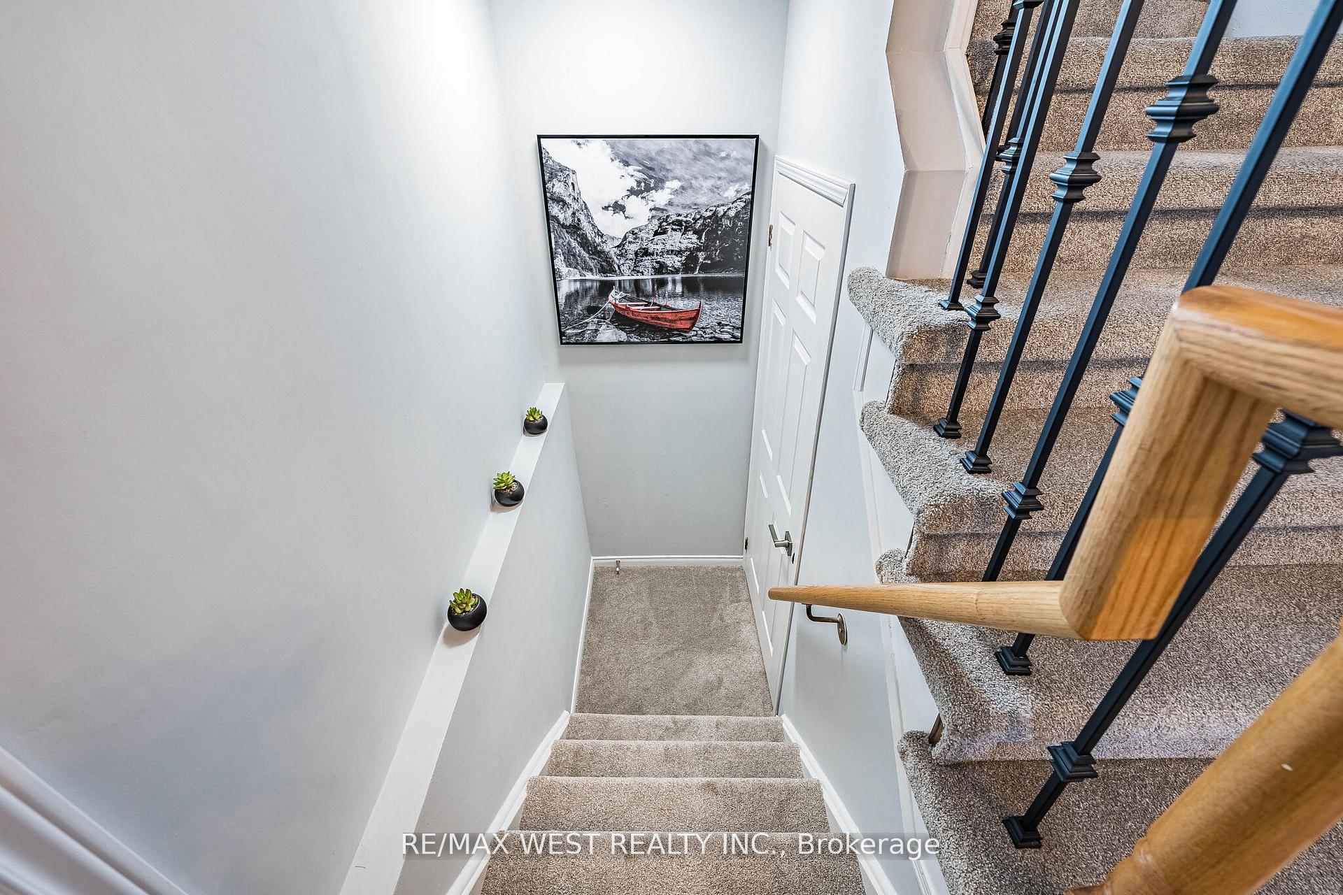 Photo 35 of 5 Moir Crescent, Barrie, Painswick North — HOMEH