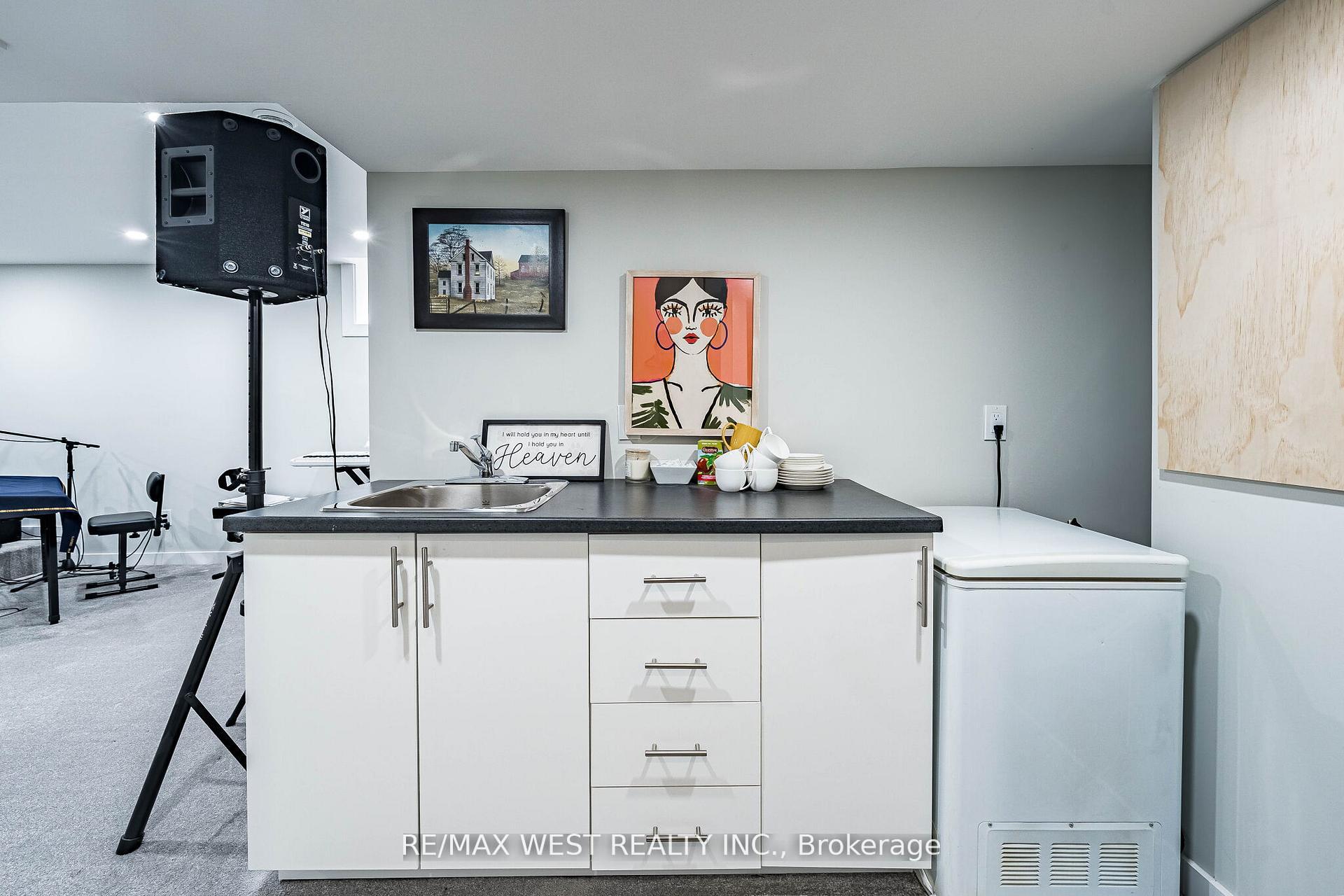 Photo 36 of 5 Moir Crescent, Barrie, Painswick North — HOMEH
